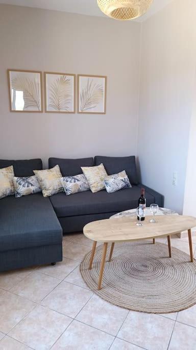 Verano Palmas Apartment_near the sea-free parking view 3