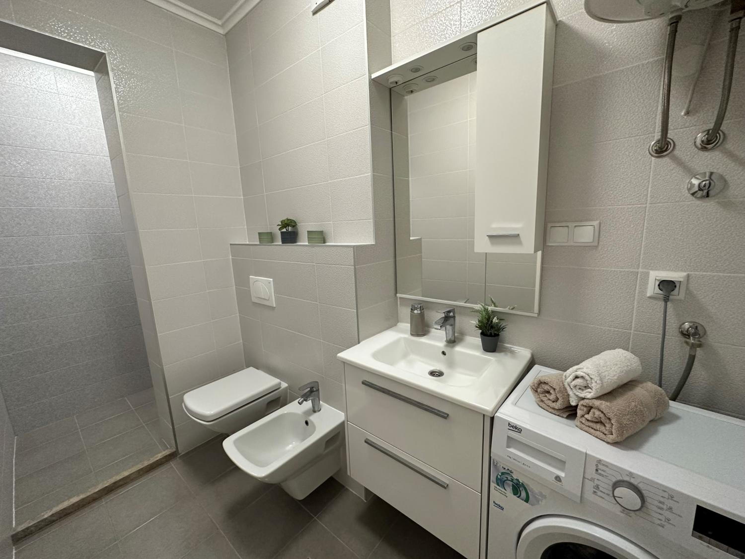 Captain's Luxury Apartments