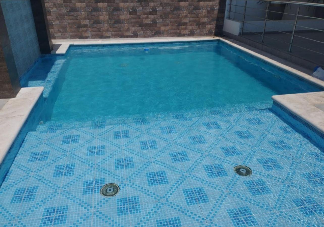 Casa patio / Cabaña / Piscina