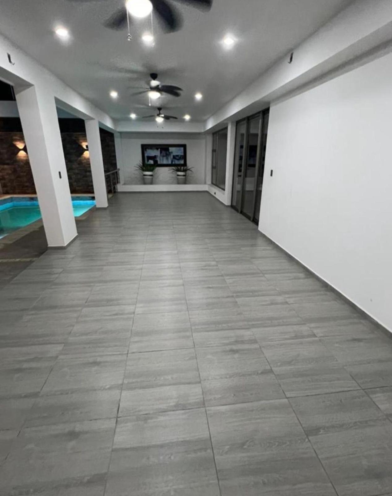Casa patio / Cabaña / Piscina