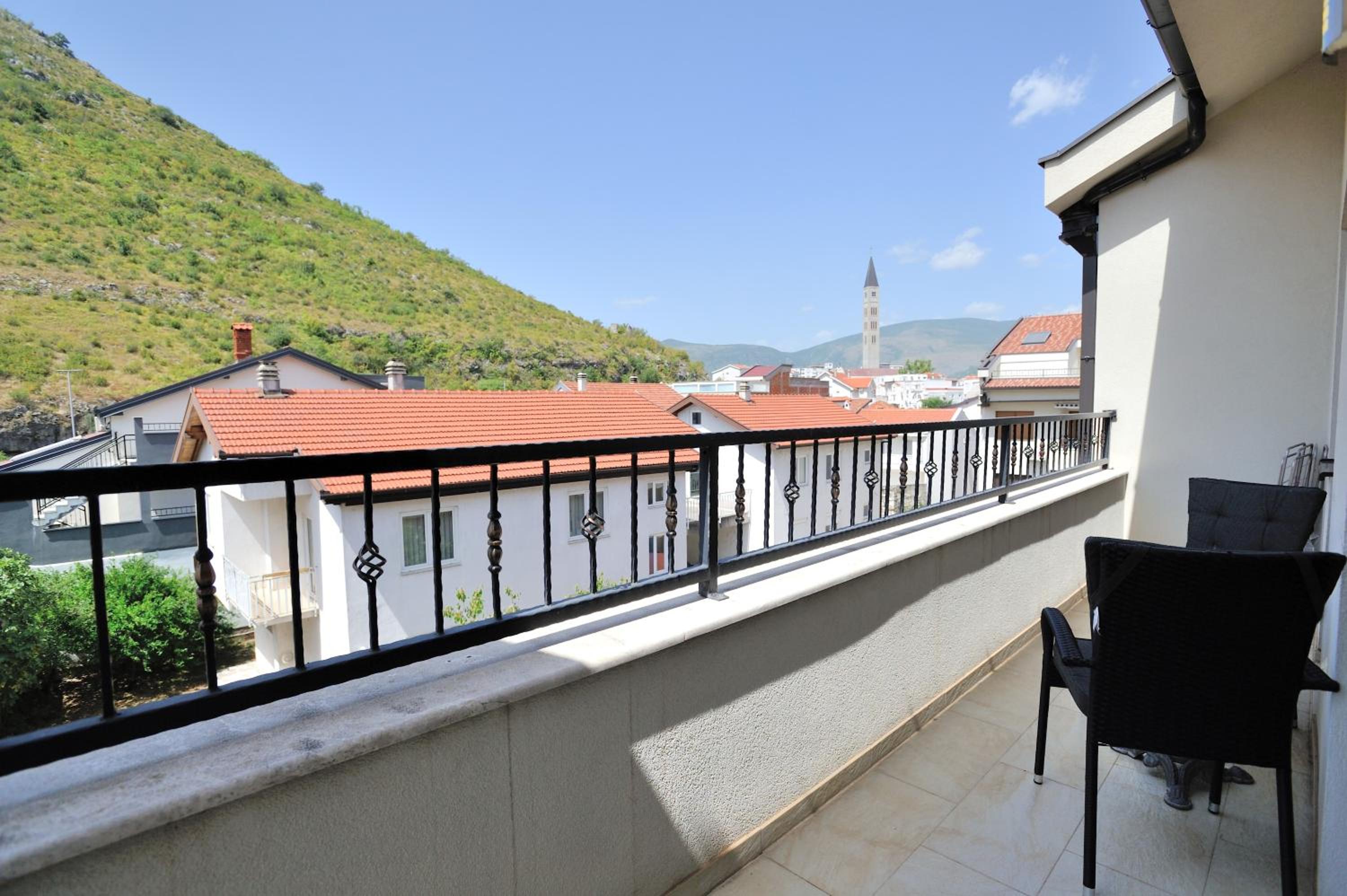 Captain's Luxury Apartments
