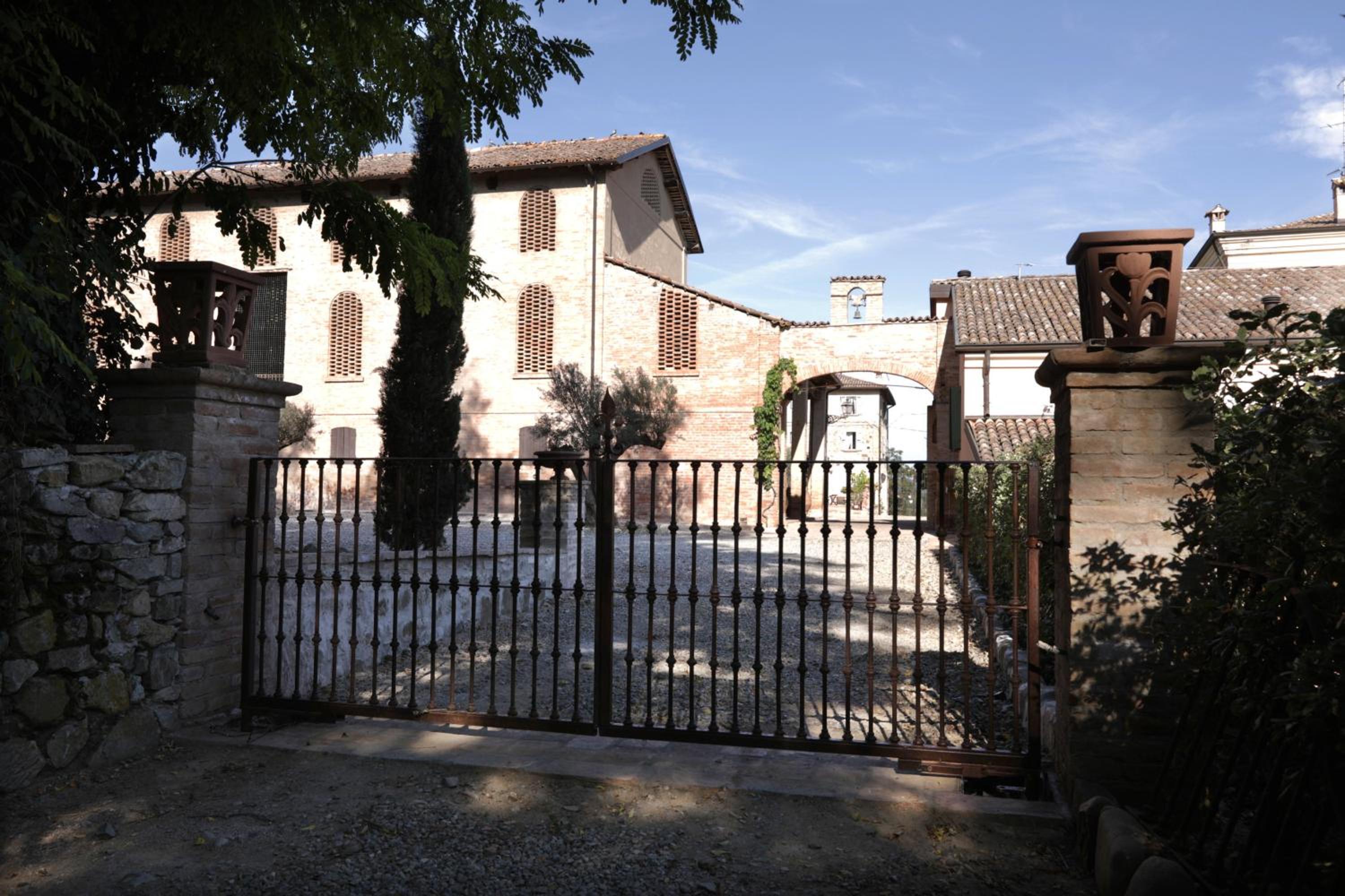 BORGO VILLA VALENTINI