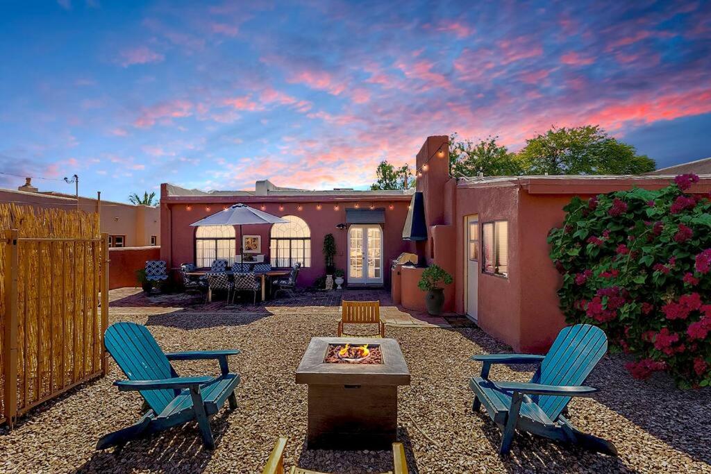 Mesquite Manor - Historic 3BD 2BA Tucson Bungalow, Steps to UofA view 4
