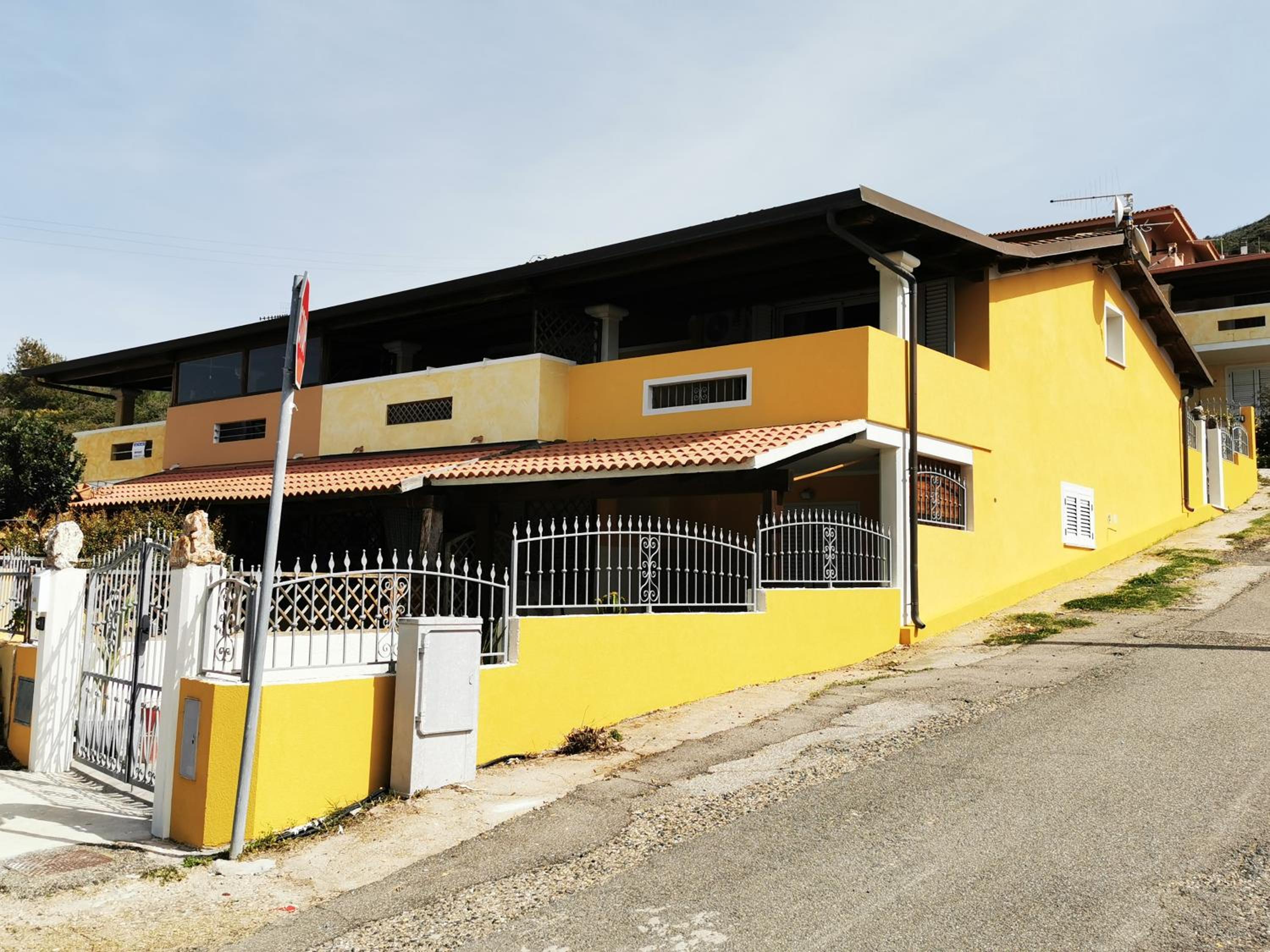 La Casa Di Angelo view 2