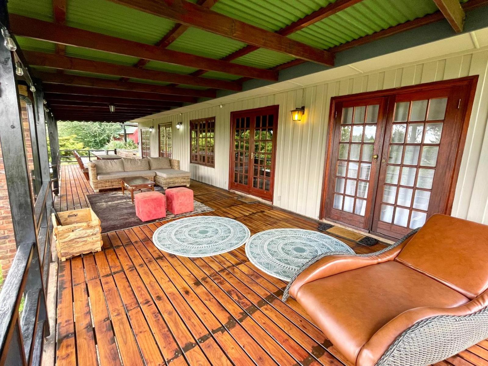The Hedge at Dullstroom Cottage view 4