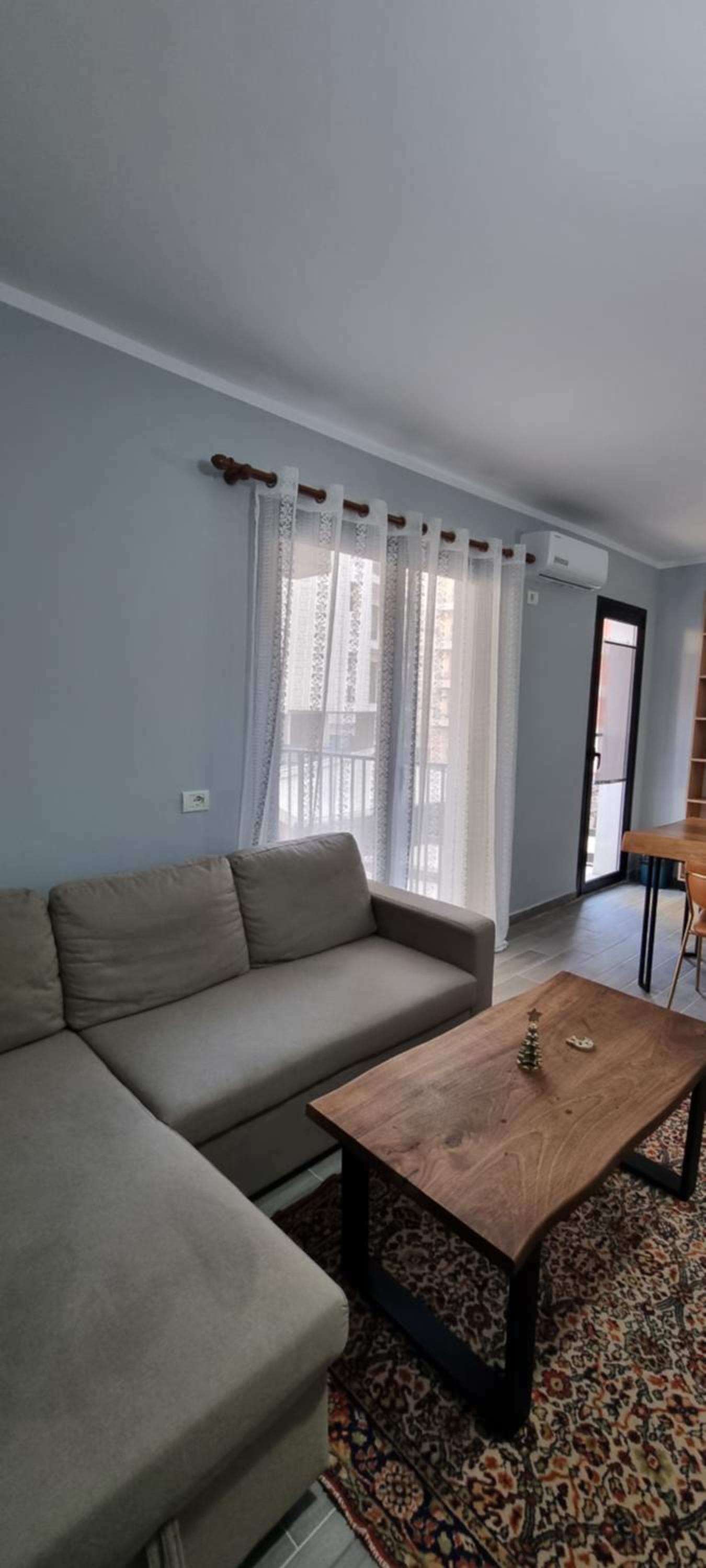 Mine Peza lux apartment