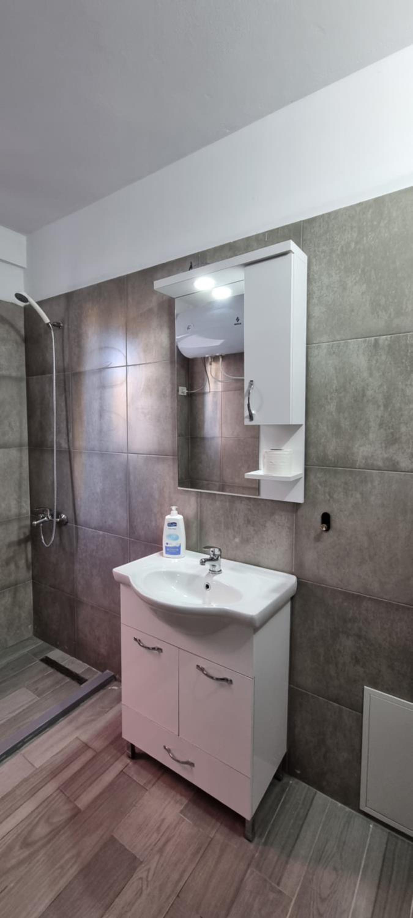 Mine Peza lux apartment