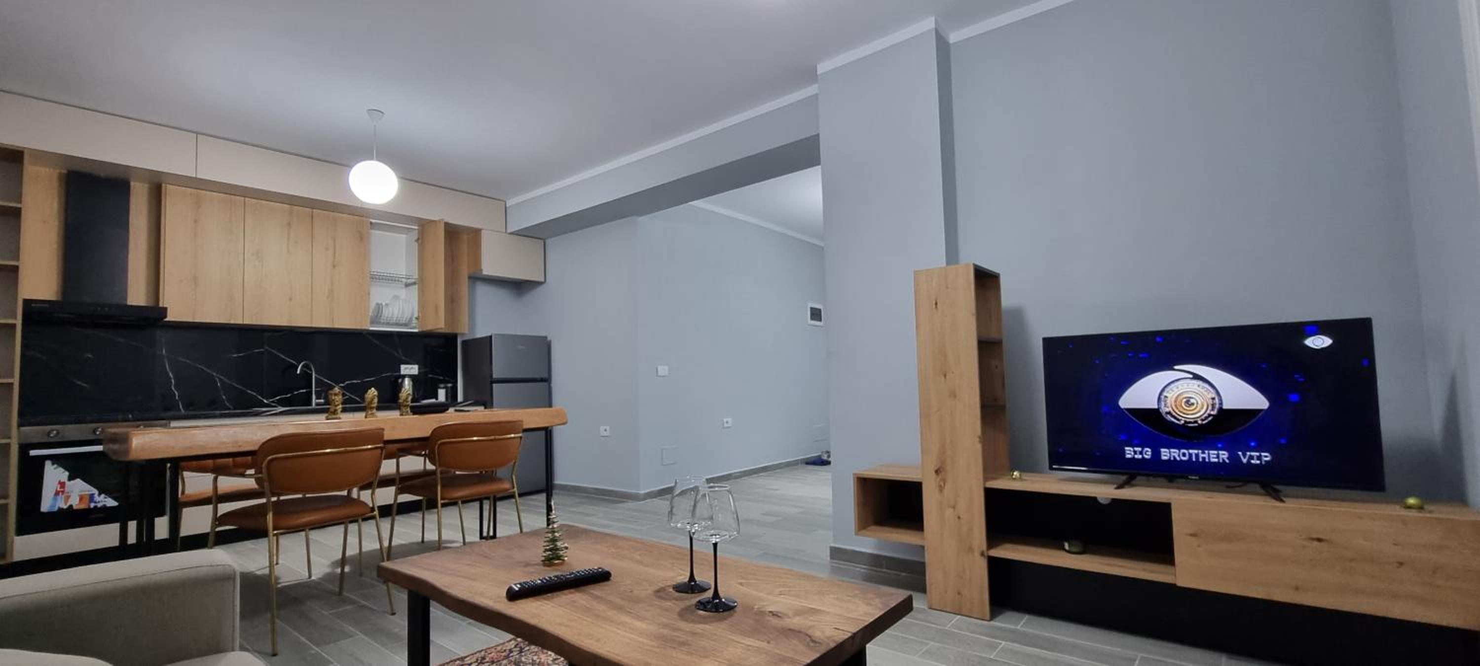 Mine Peza lux apartment