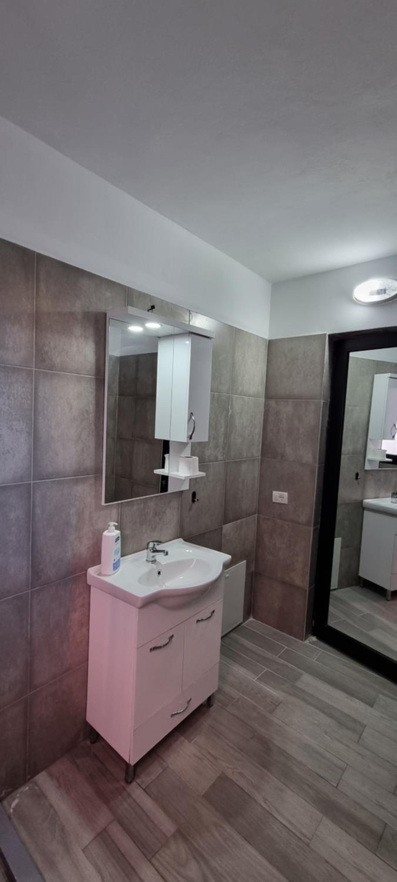 Mine Peza lux apartment