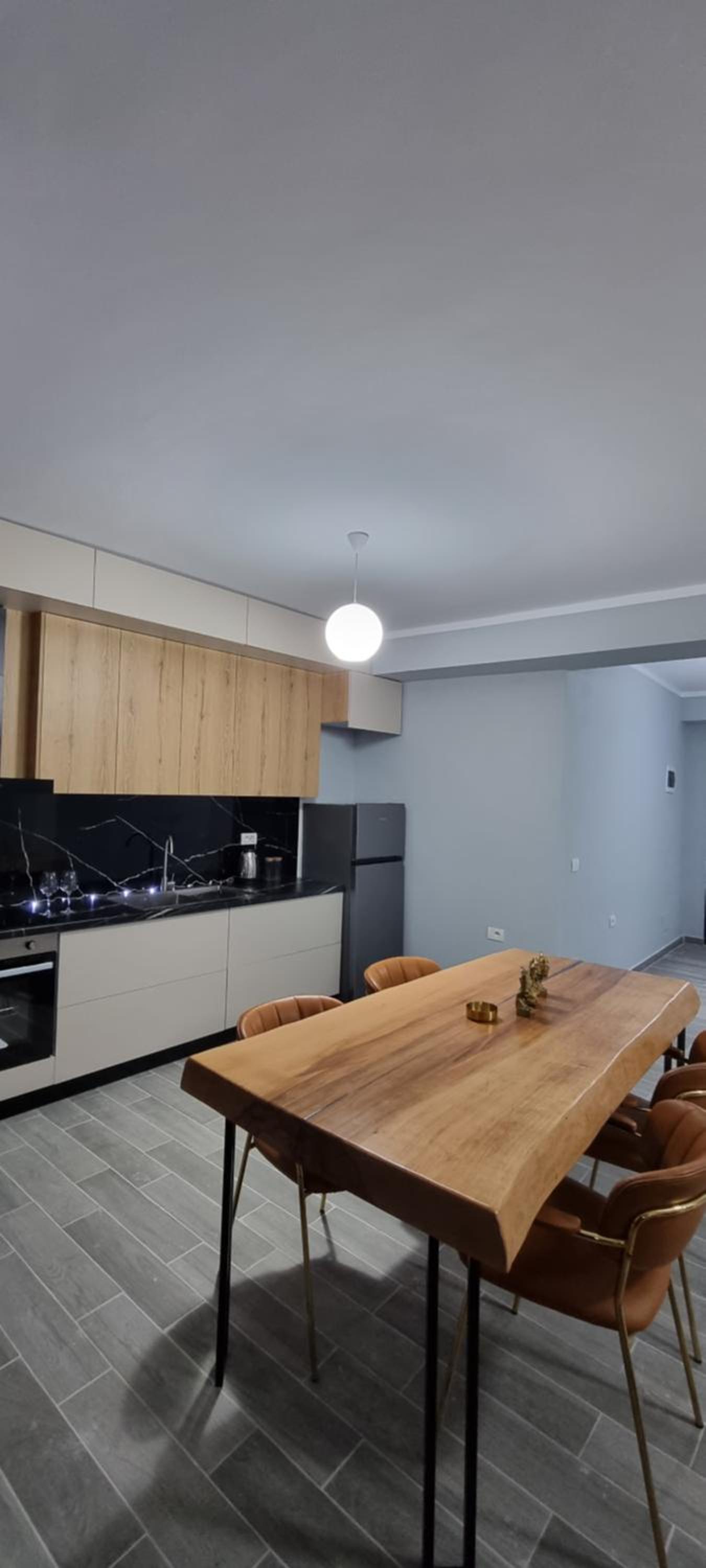 Mine Peza lux apartment