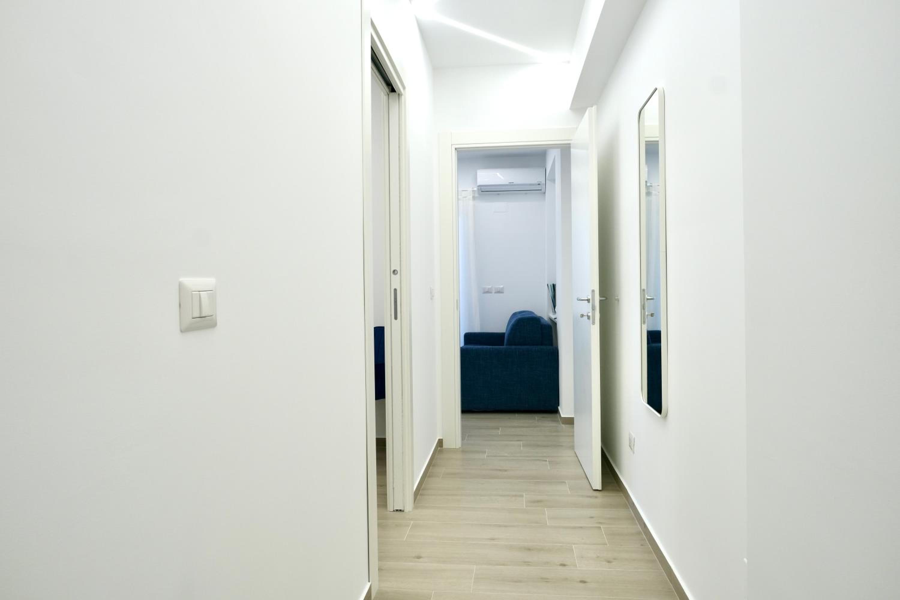 Thetis Apartments