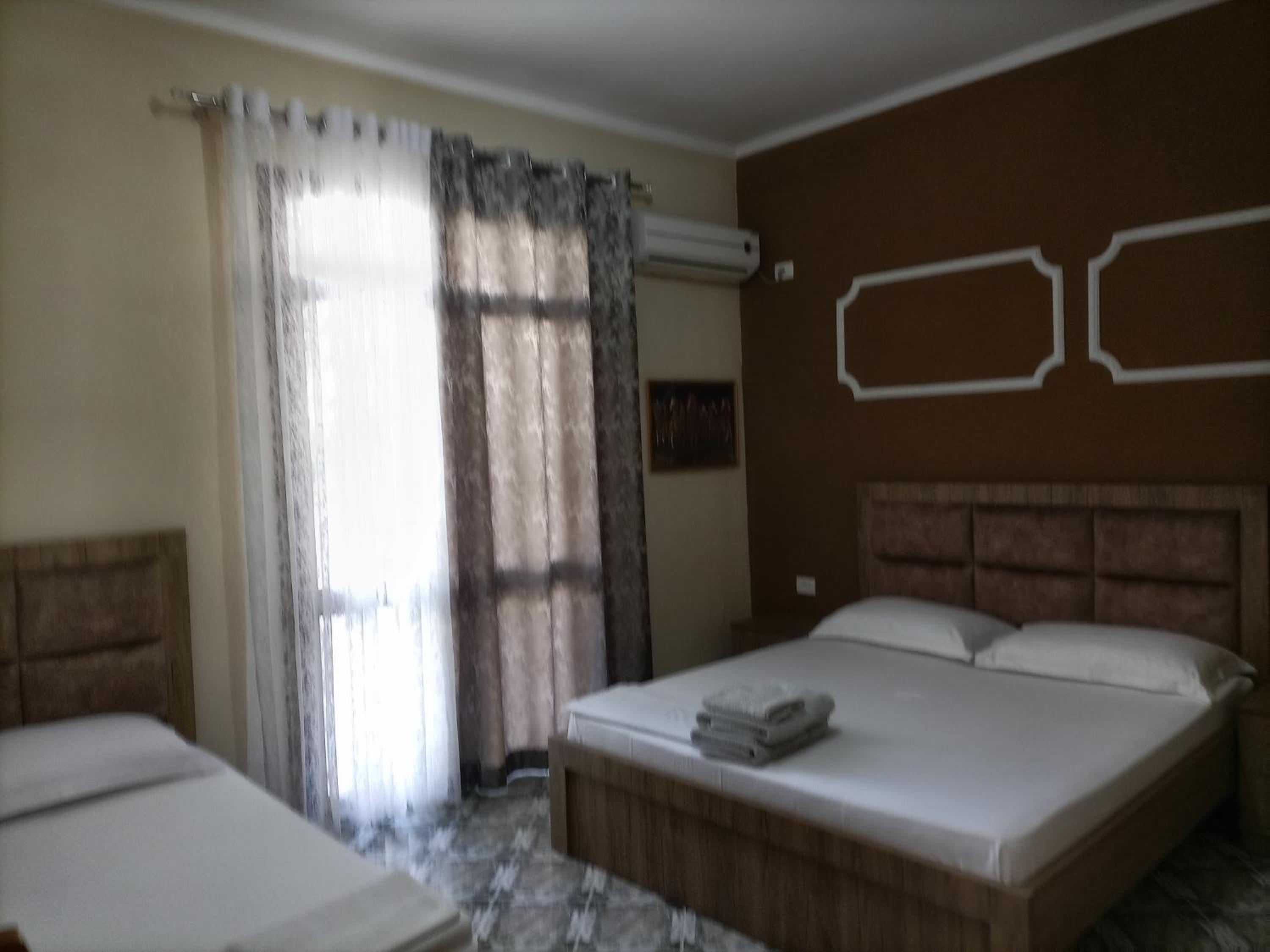 Twins Villa Mangalem