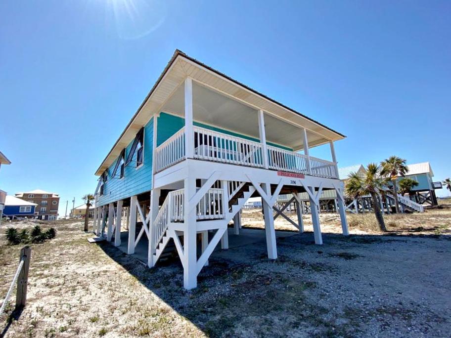 Pelican's Rest Beach House