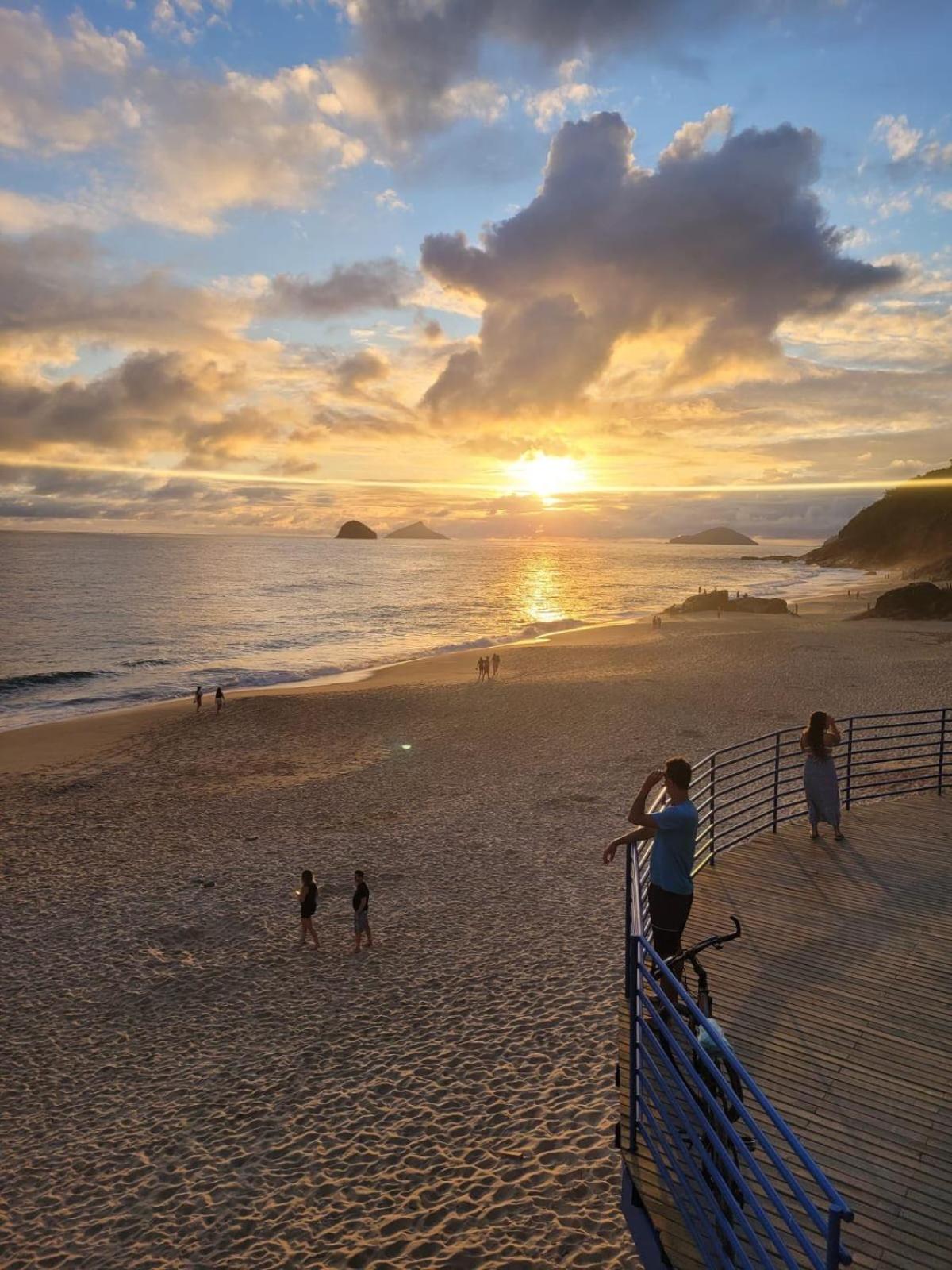 Casa São Sebastiao Boiçucanga piscina 5m da Praia