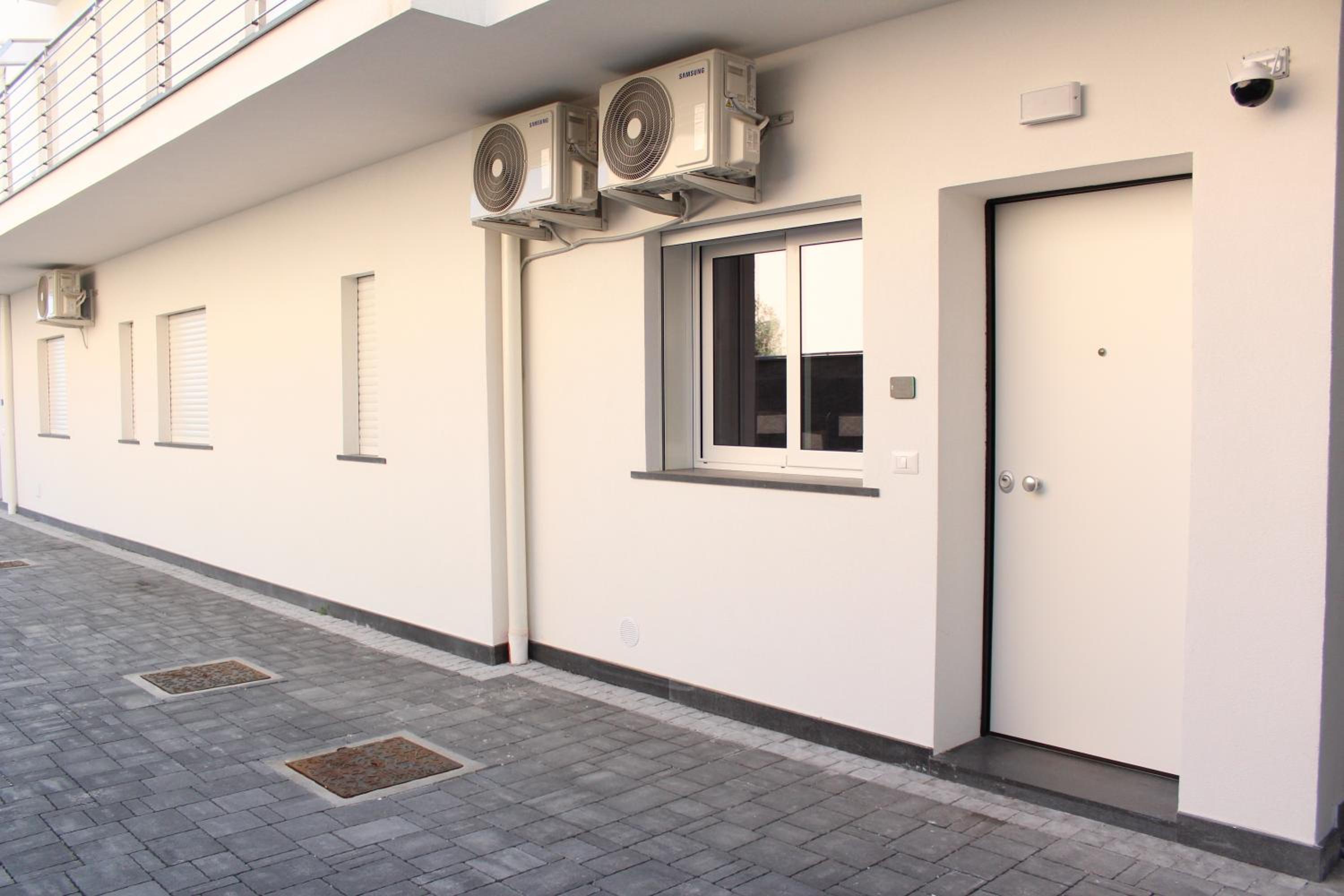 Thetis Apartments