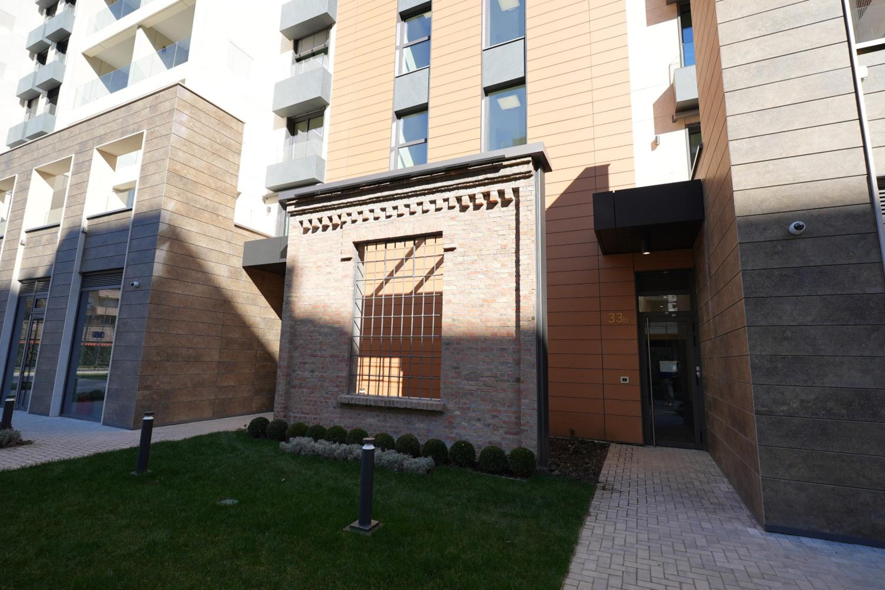 Photo 11