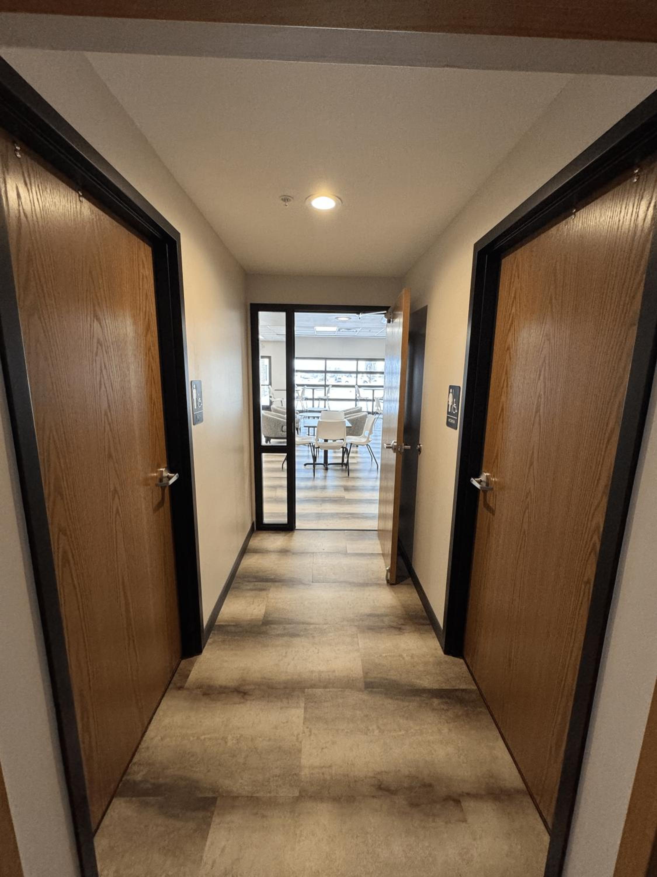 Bearcat Inn and Suites - Property Image 27