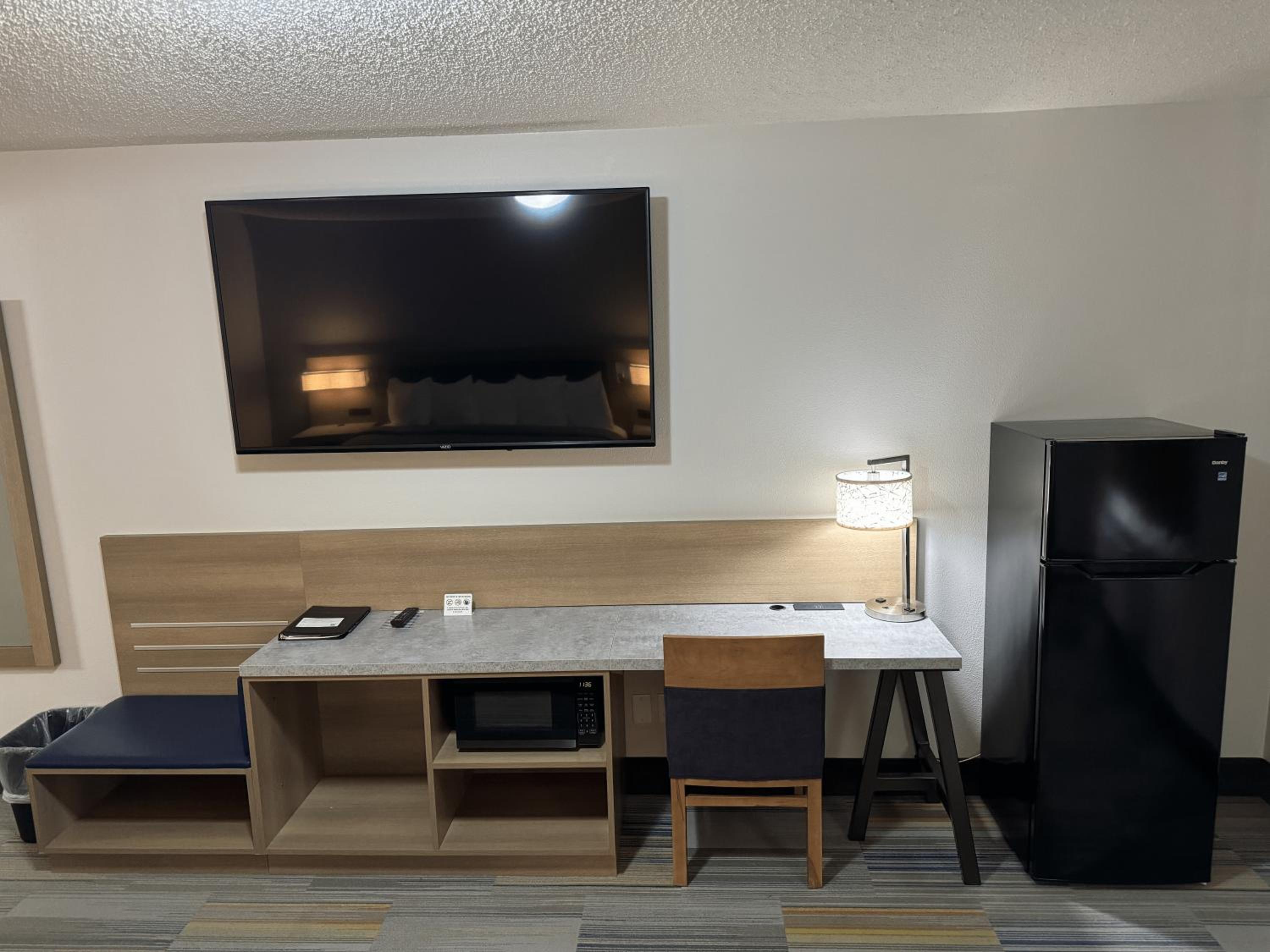 Bearcat Inn and Suites - Property Image 21