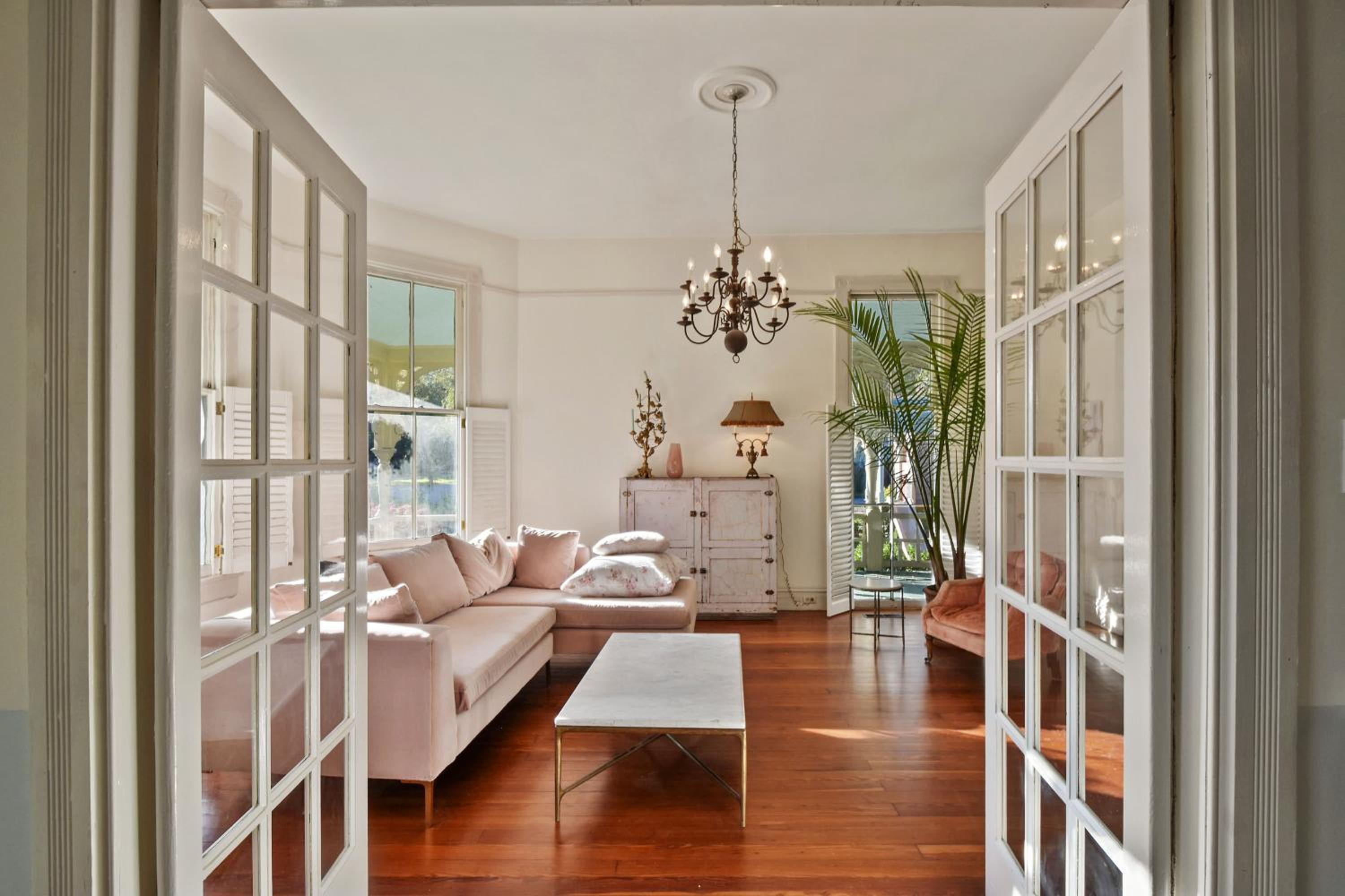 Bosch Huis Porch - Entire Property view 3