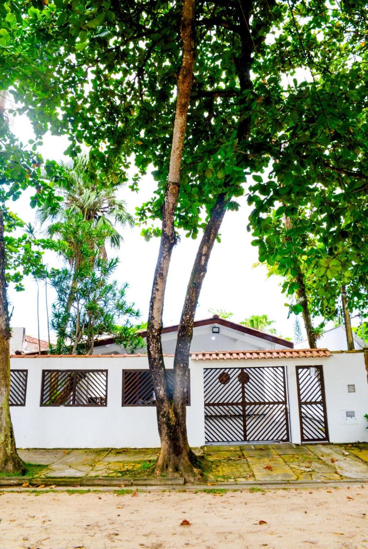 Casa Guarujá Piscina 2 min Praia Pernambuco