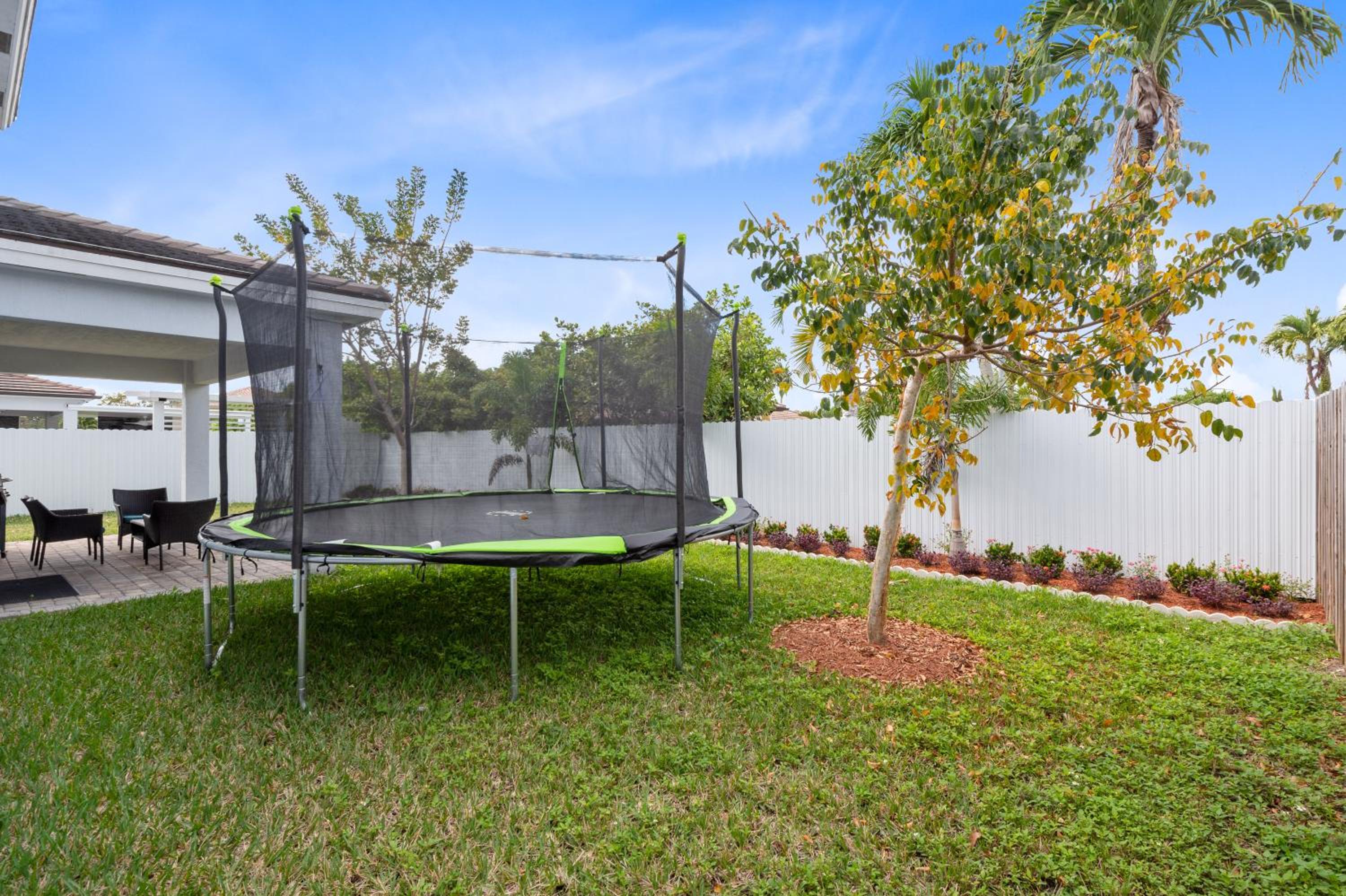 Miami Oasis Villa, Your Luxury Haven view 5