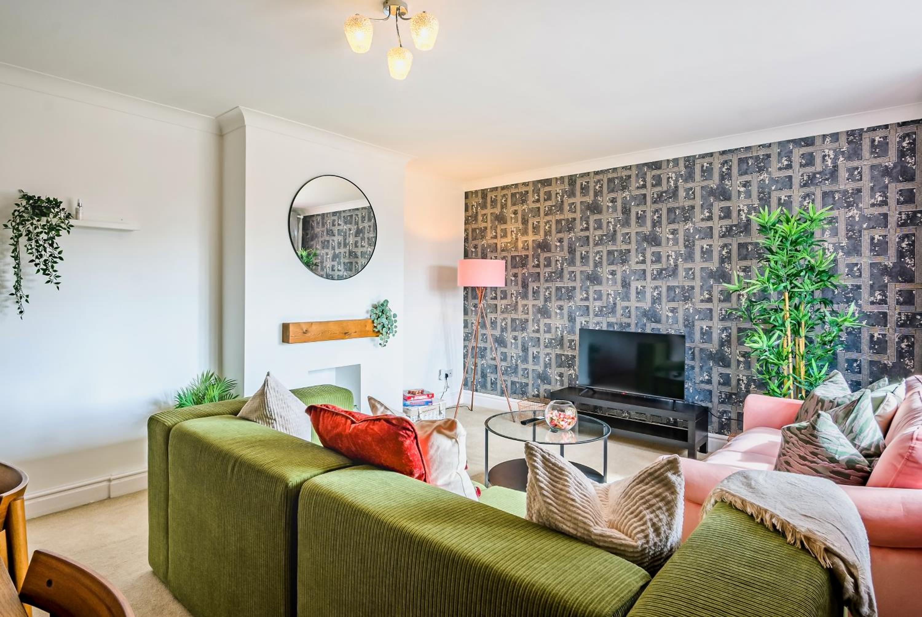Cosy_2BEDFreeParkingNetflixGames