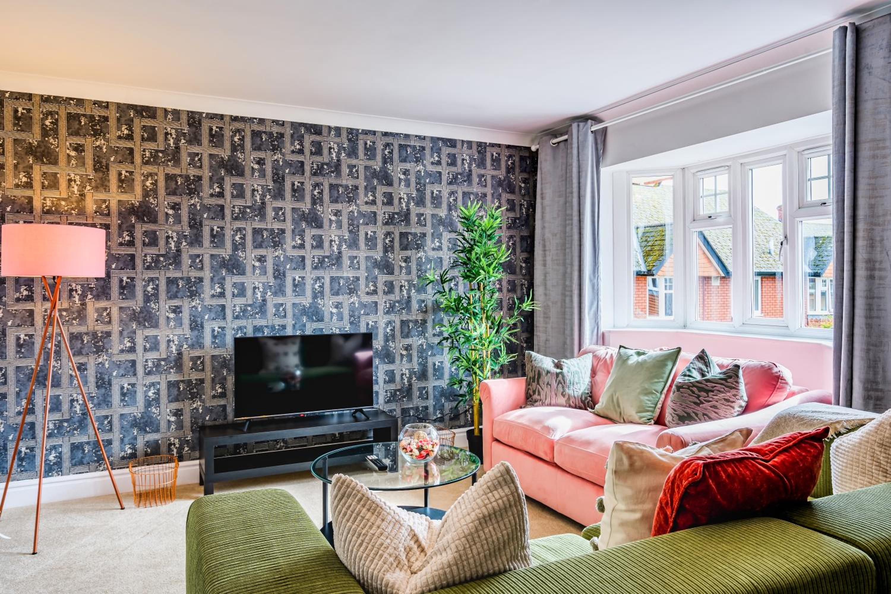 Cosy_2BEDFreeParkingNetflixGames