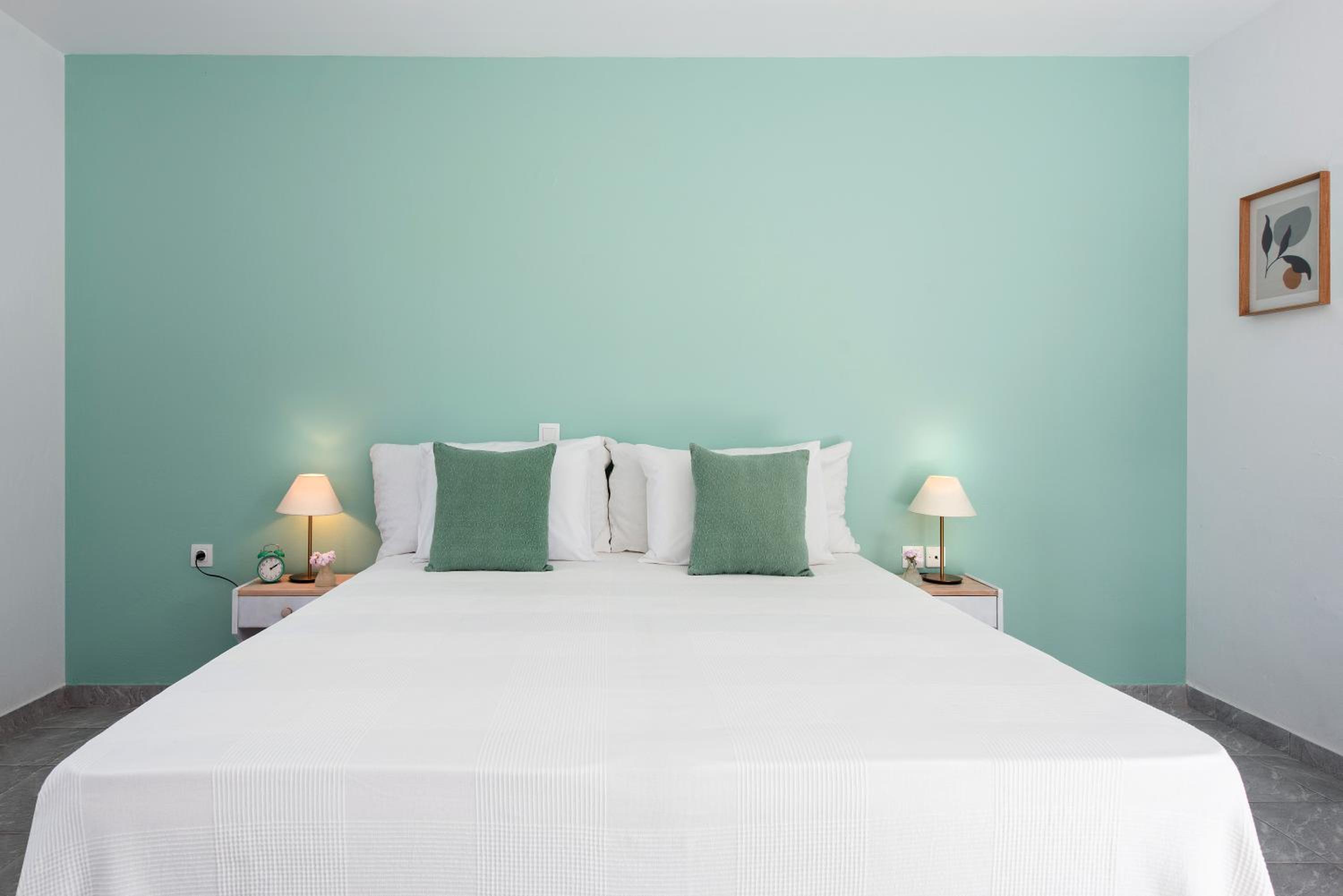 NiSea Apartments