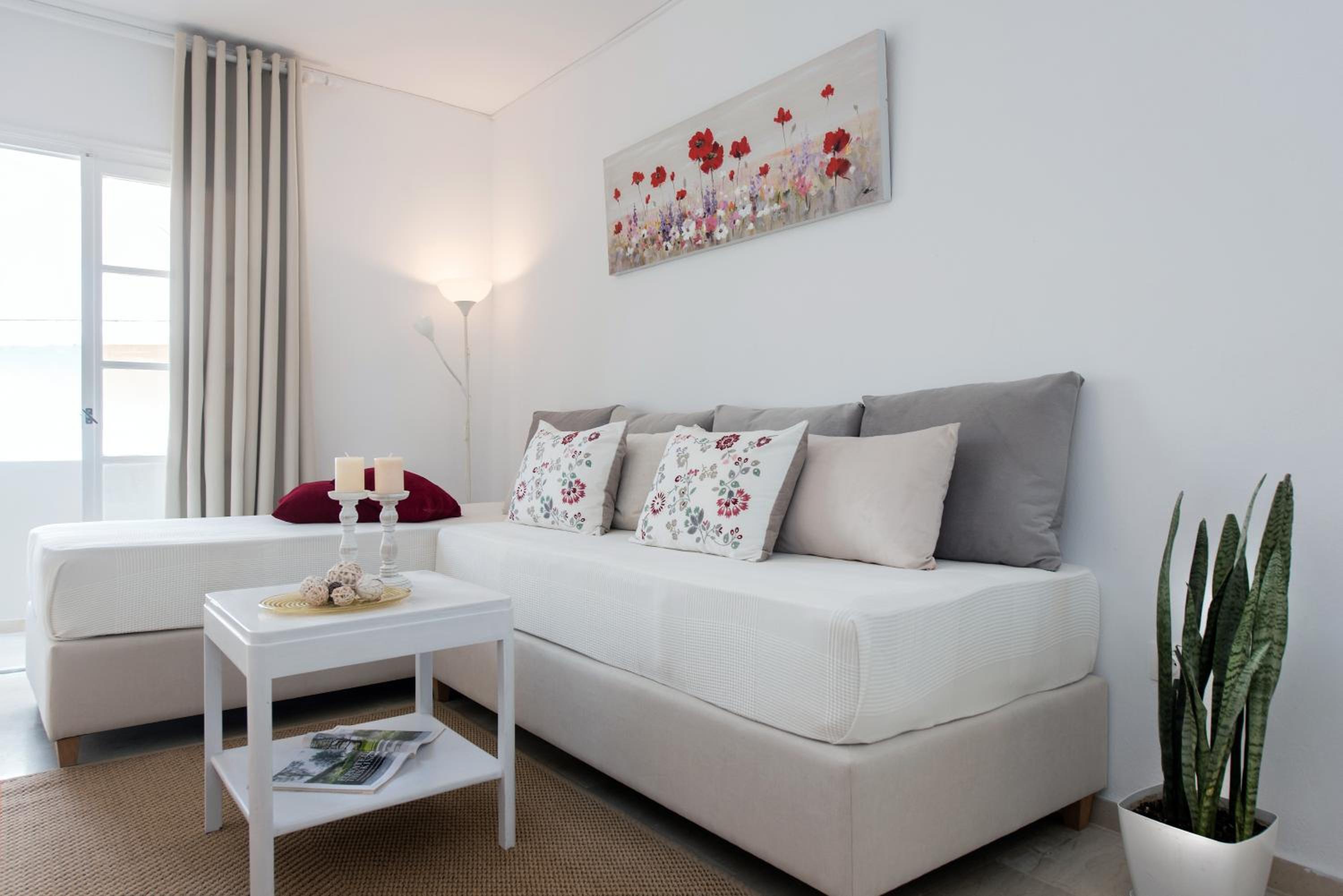 NiSea Apartments