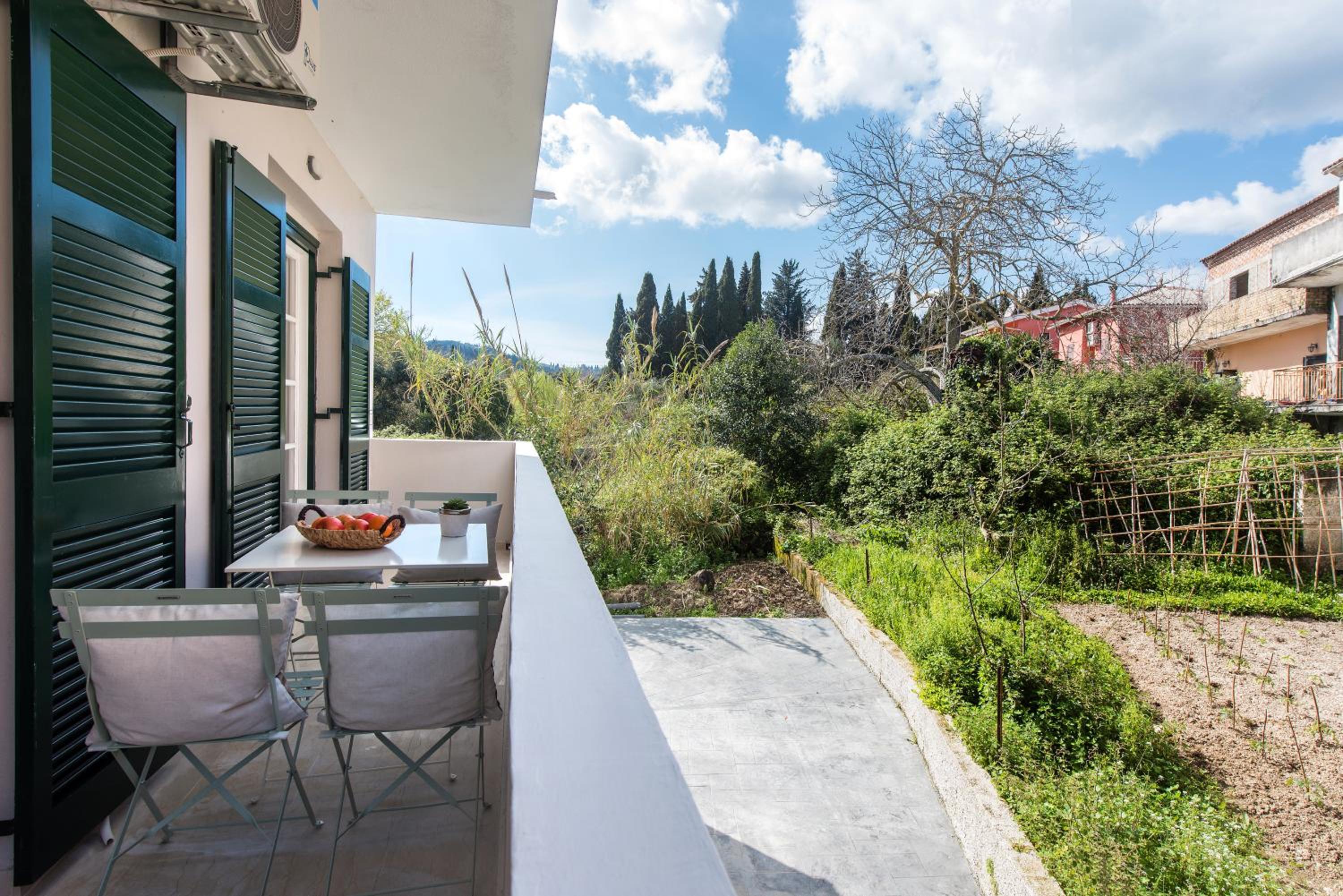 NiSea Apartments