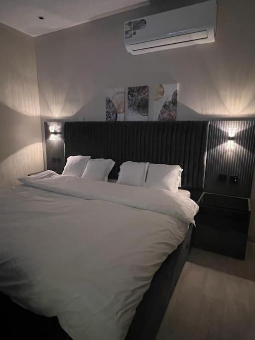 Elegant Studio Close to Boulevard