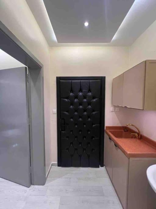Elegant Studio Close to Boulevard