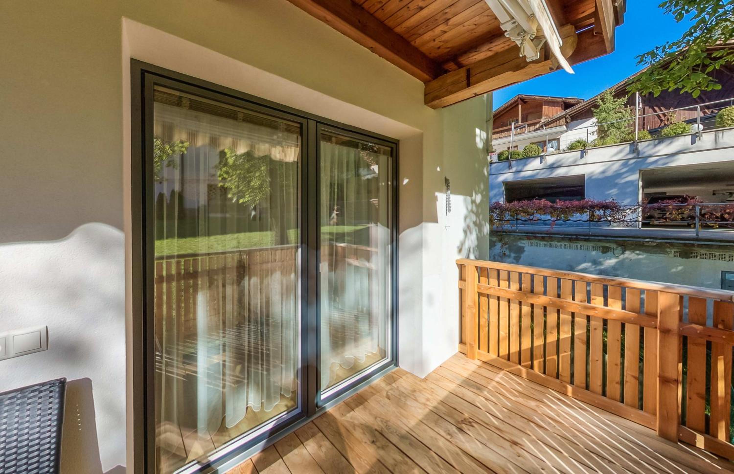 Apartments Hubertus - central St Leonhard - free parking - Netflix - PasseiertalCard included - hiking and biking from doorstep photo 3