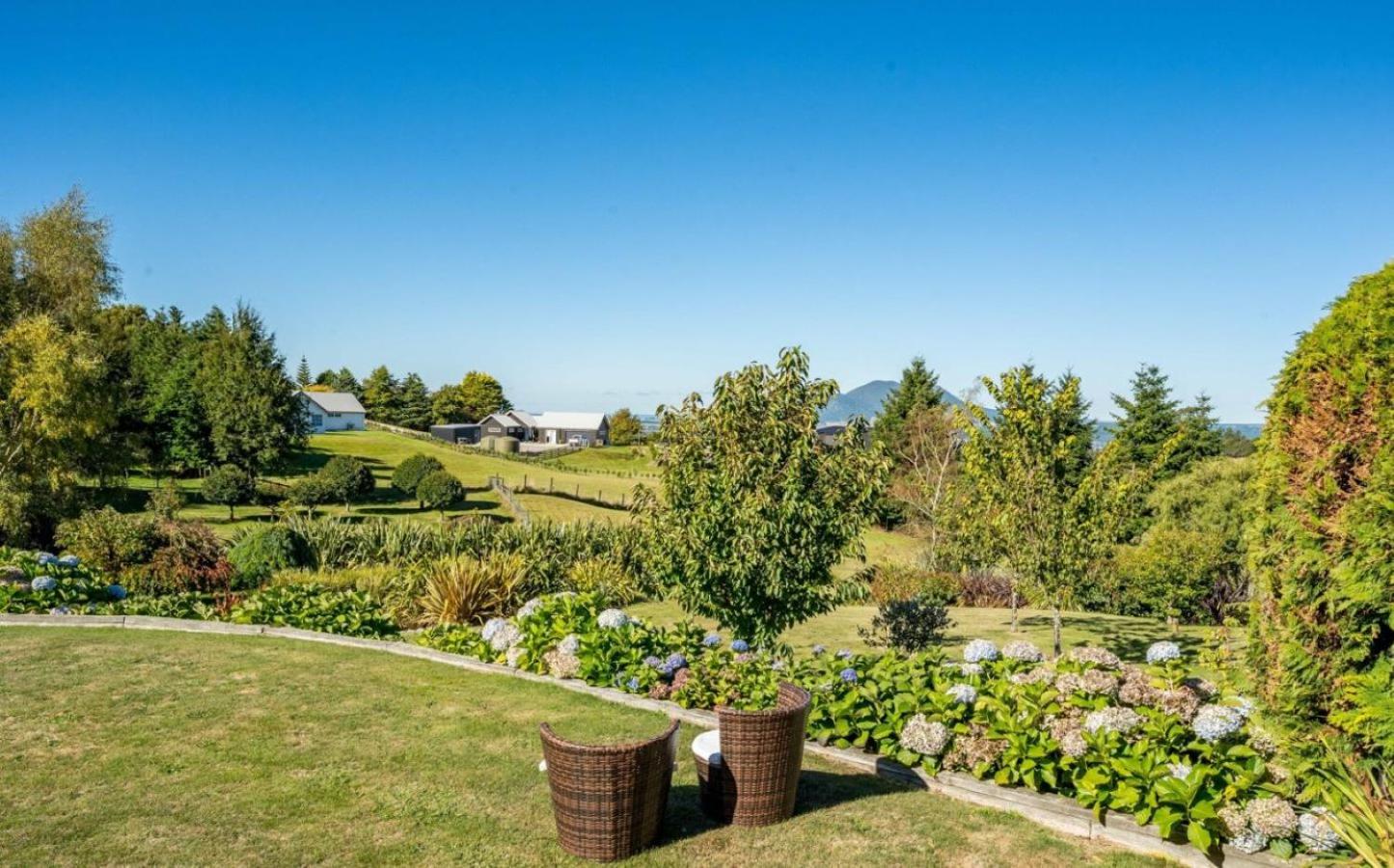 Mountviews Lodge