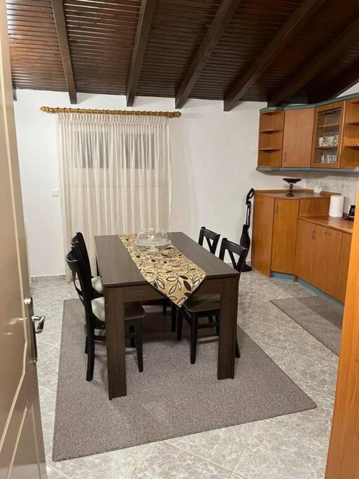 Hotel The penthouse kastoria - Image 1