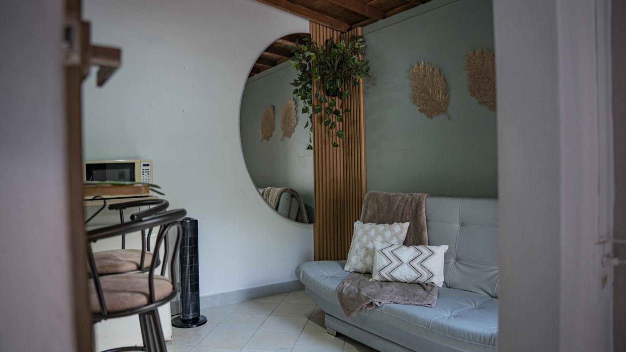 REST APARTMENT IN THE POBLADO