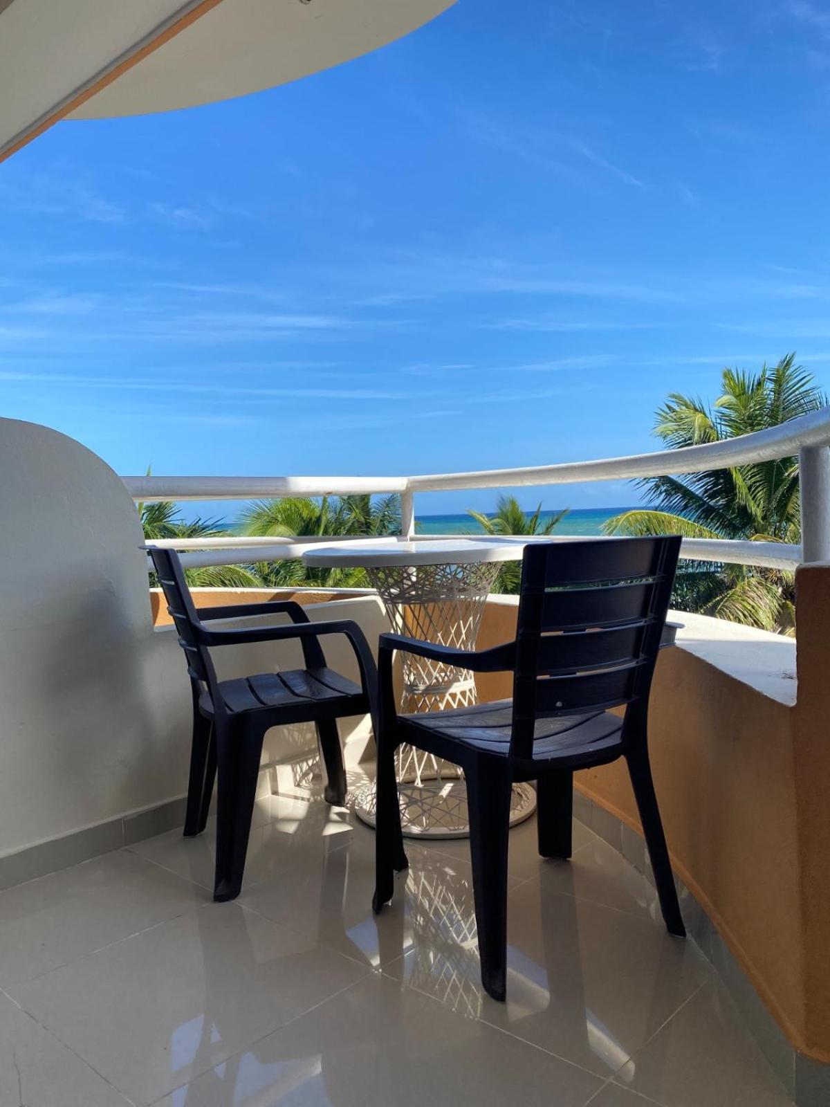 Juan Dolio Vacations - Aparta Hotel Caribe Paraiso - Property Image 16