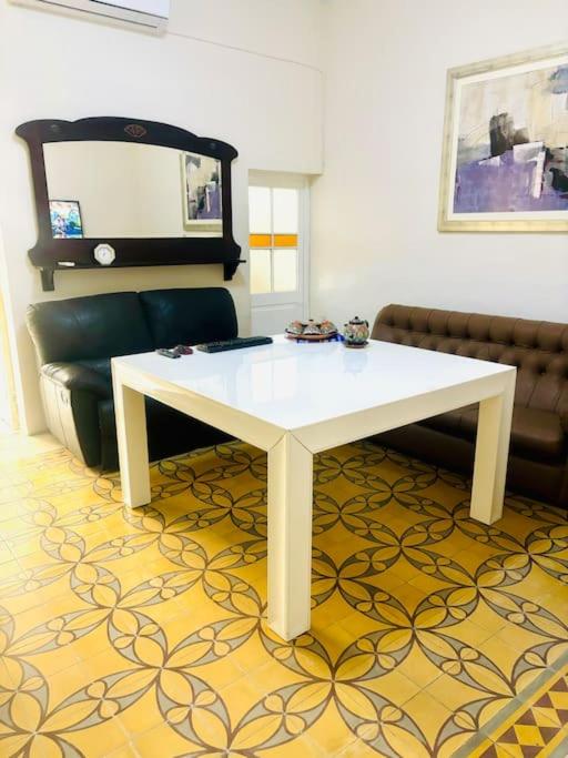House in Sliema 5 minutes walking distance to beach view 2