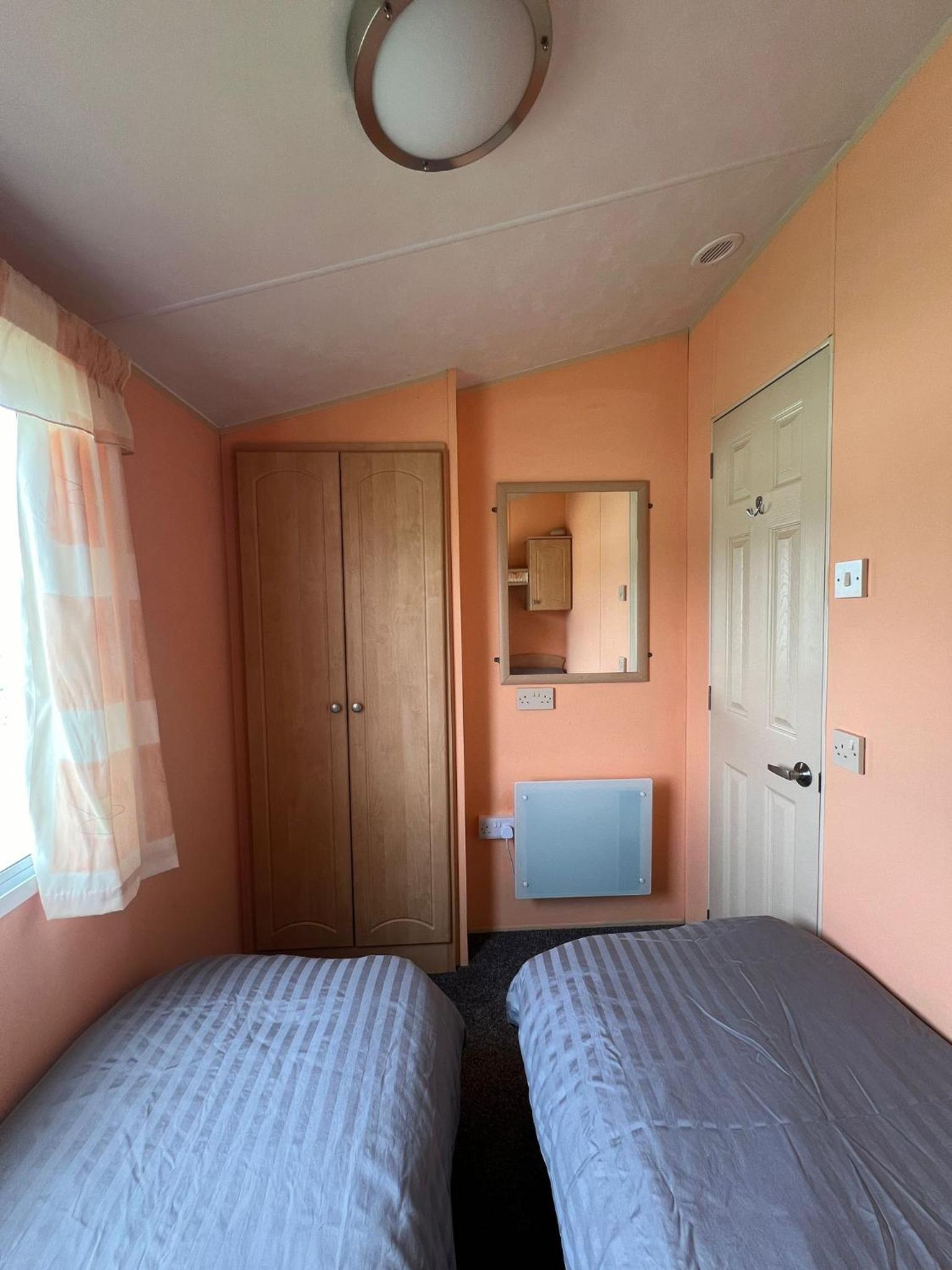 Light and Airy 2 Bedroom Mobile Home view 3