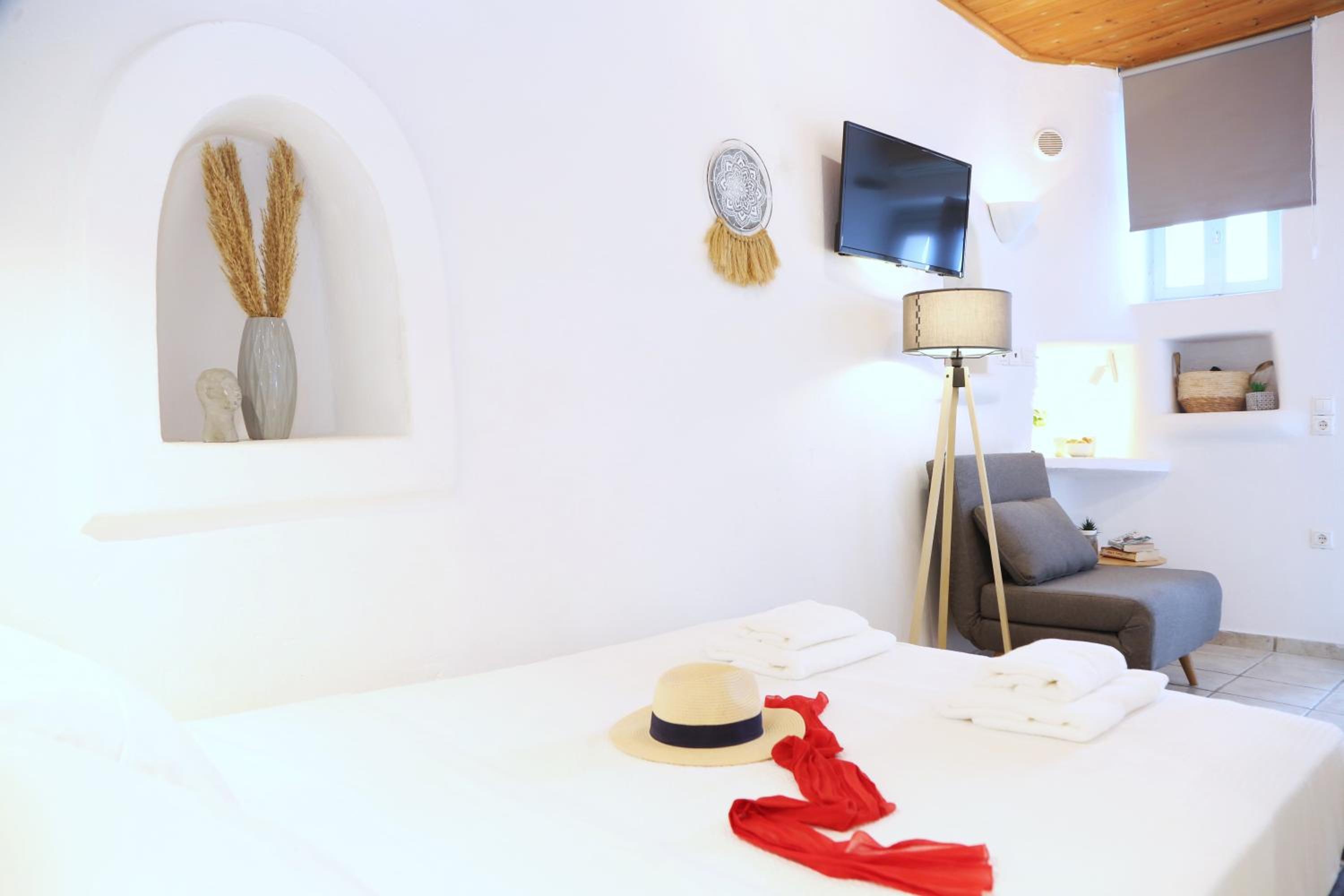 Whitelist Apartment NEW in Mykonos Town photo 4