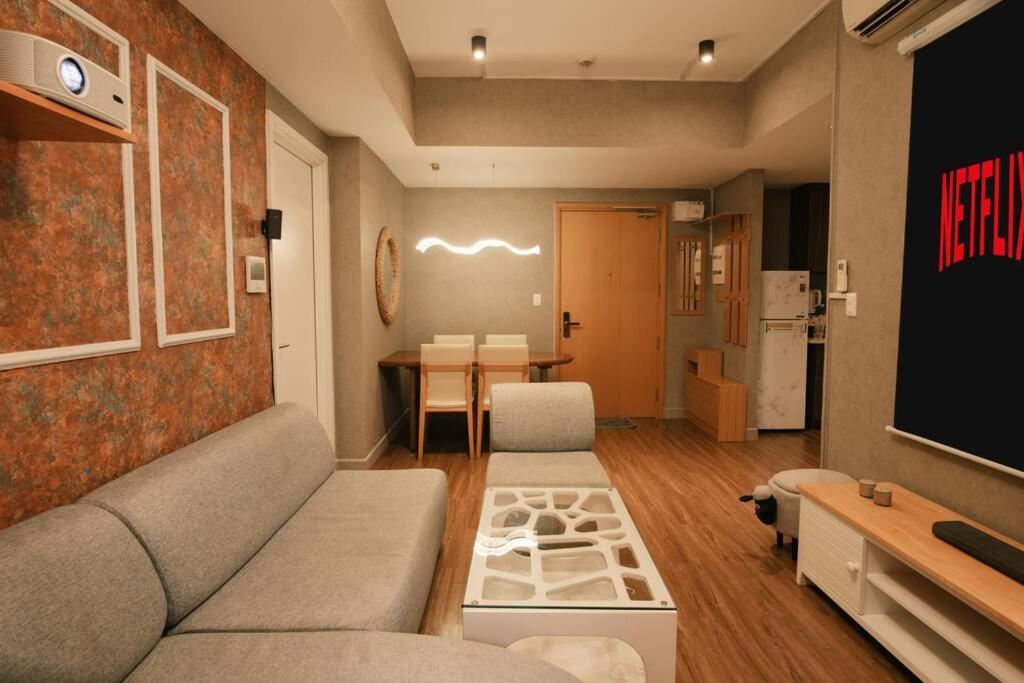 Masteri Riverview - Bathtub/Projector/Sound Sys