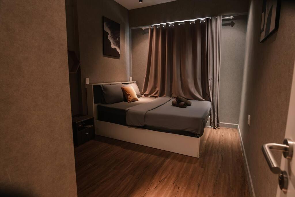 Masteri Riverview - Bathtub/Projector/Sound Sys