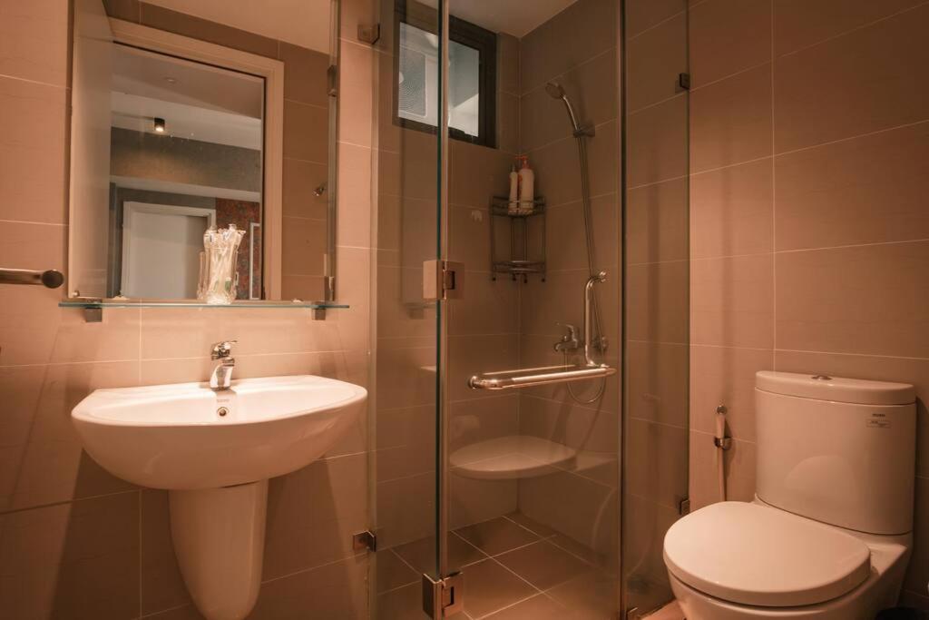Masteri Riverview - Bathtub/Projector/Sound Sys