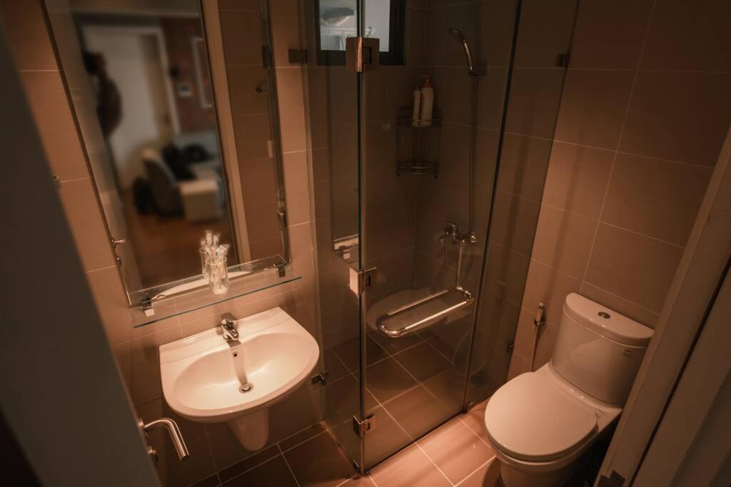 Masteri Riverview - Bathtub/Projector/Sound Sys