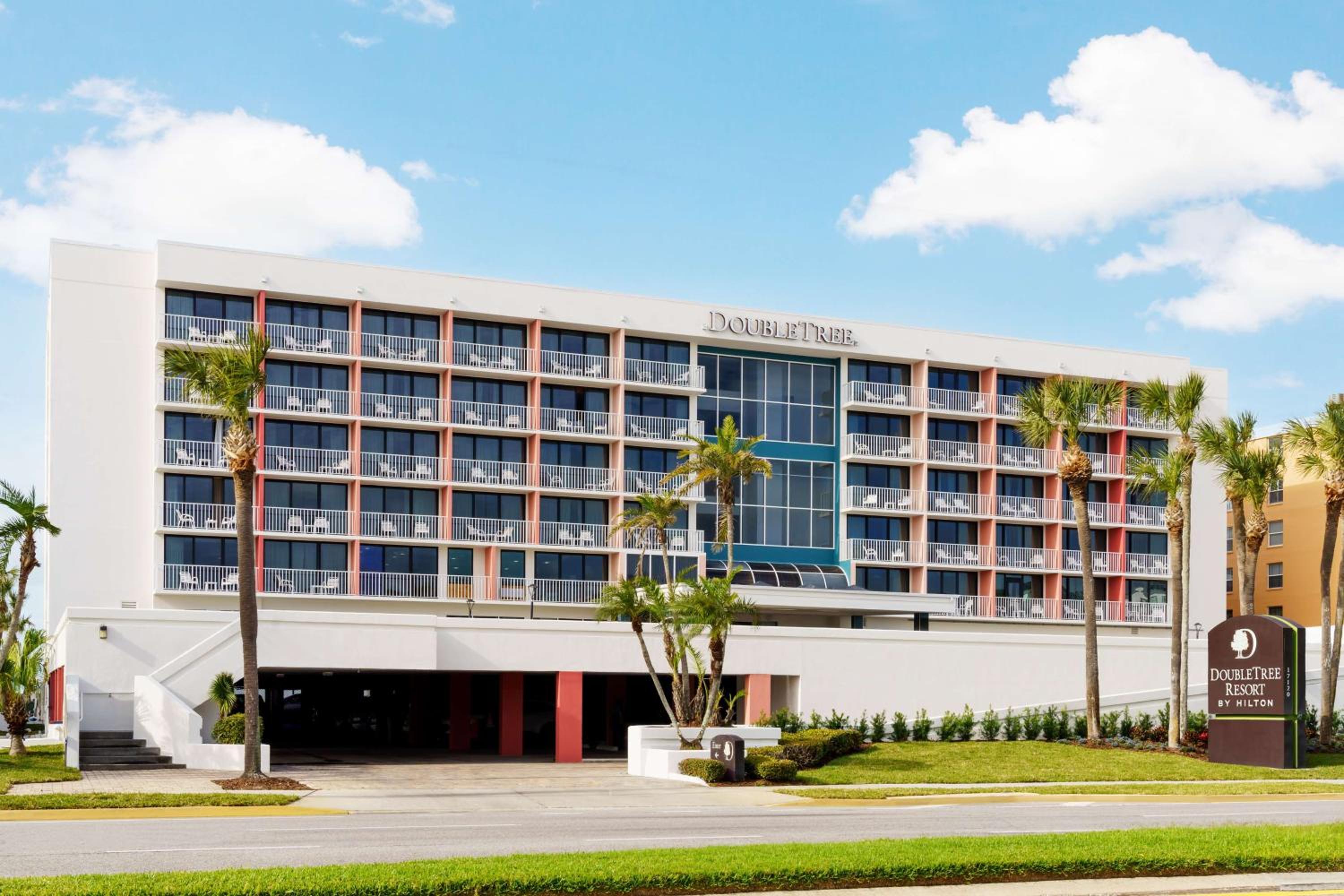 Hotel DoubleTree Beach Resort by Hilton Hotel Tampa Bay - North Redington Beach