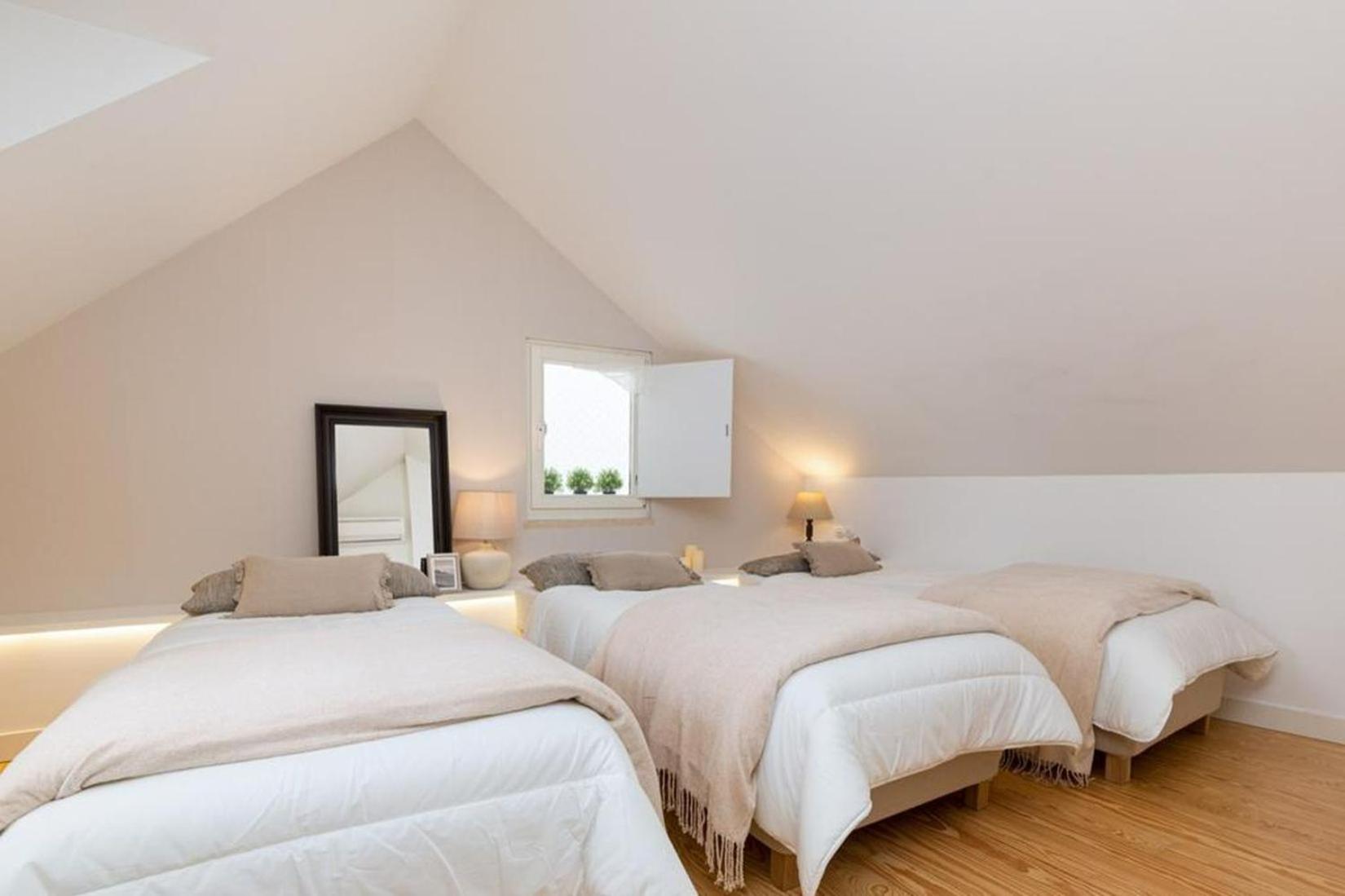 Apartment • Downtown Lisbon • 3 Bedrooms • Balcony view 3