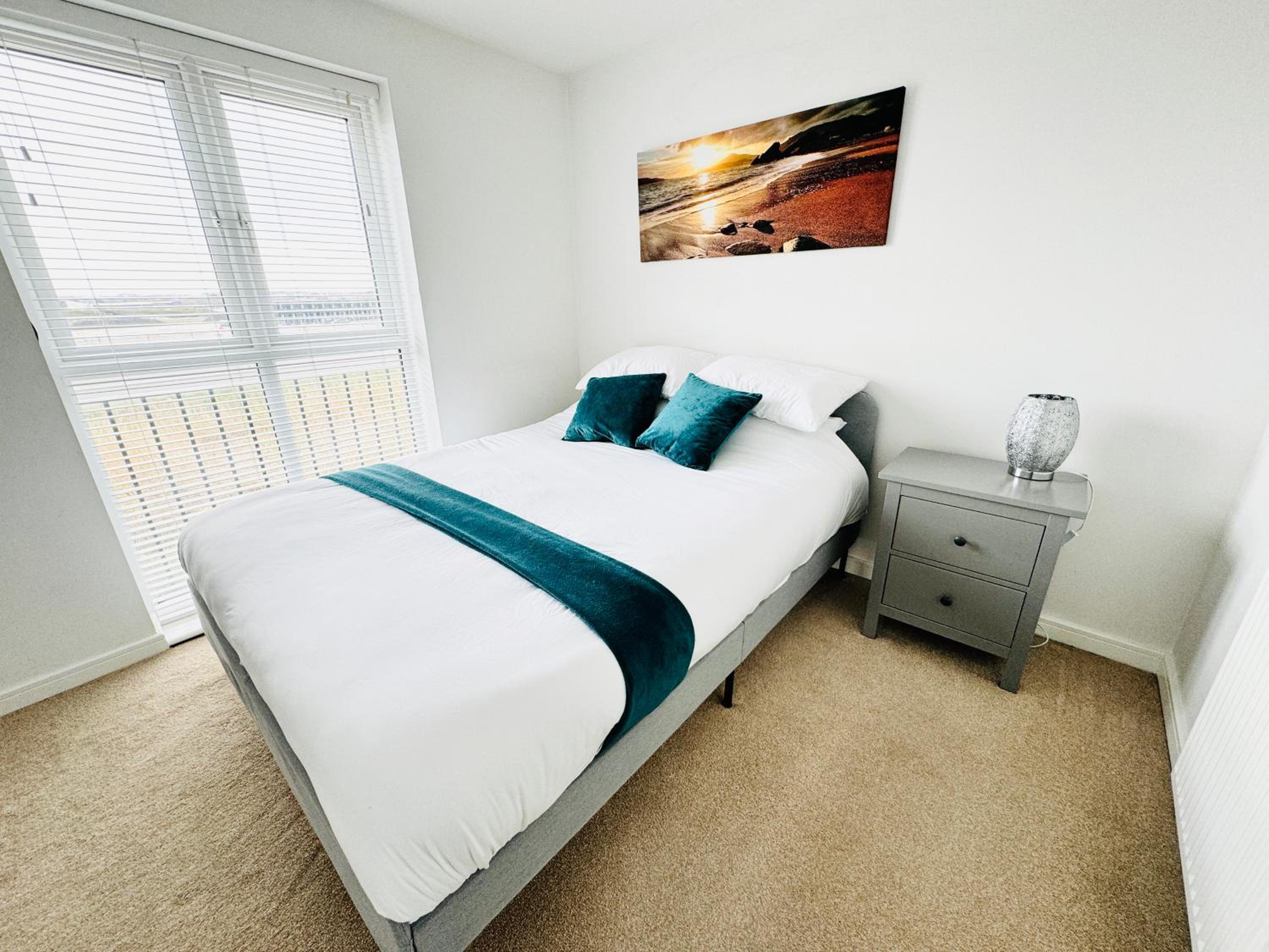 Modern 2-Bedroom Apartment