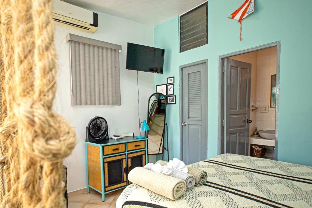 Studio Apartment Center of Sosua Remote Worker Space Fast WiFi