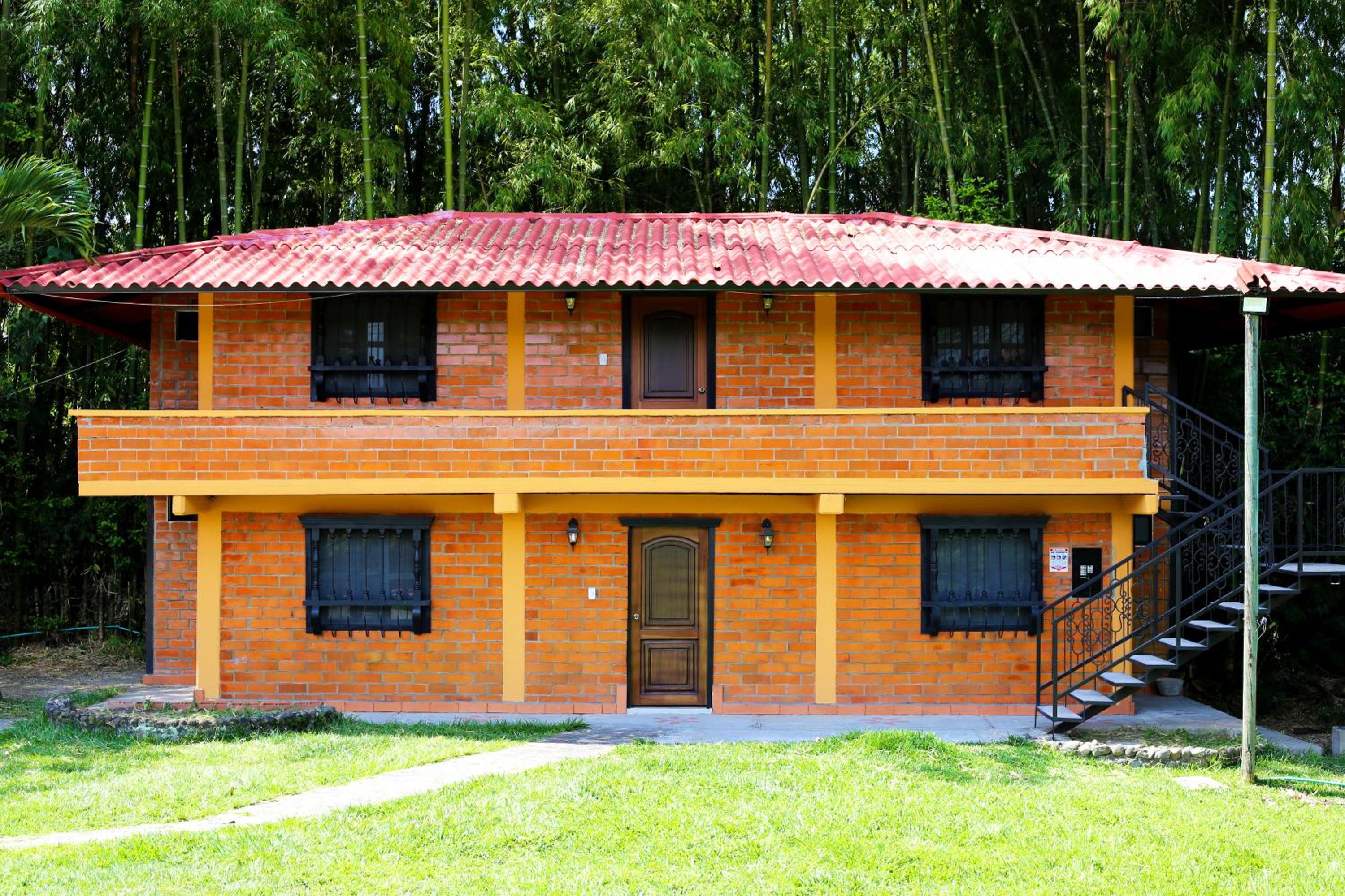 El Valle de las Cañas Gordas