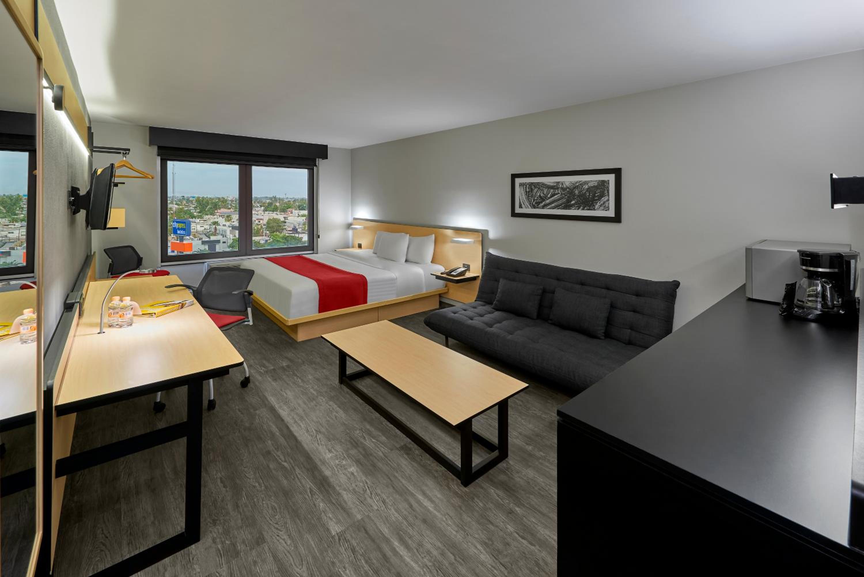 Ensenada Vacations - City Express by Marriott Ensenada - Property Image 30